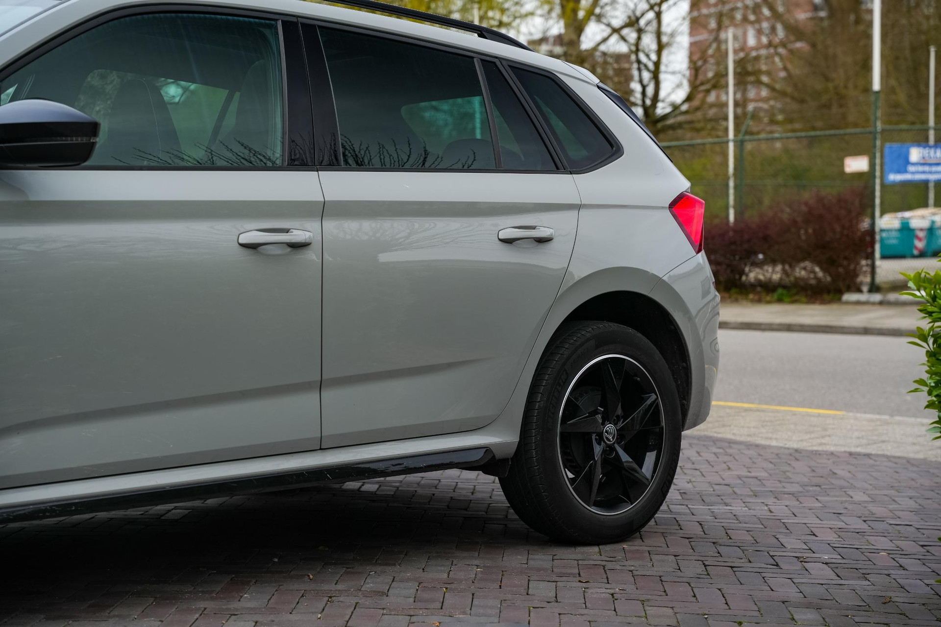 Škoda Kamiq 1.0 TSI Business Edition 2020 Steel grey 32