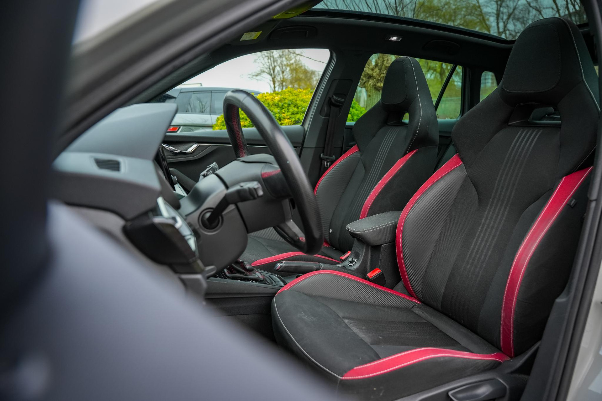 Škoda Kamiq 1.0 TSI Business Edition 2020 Steel grey 8