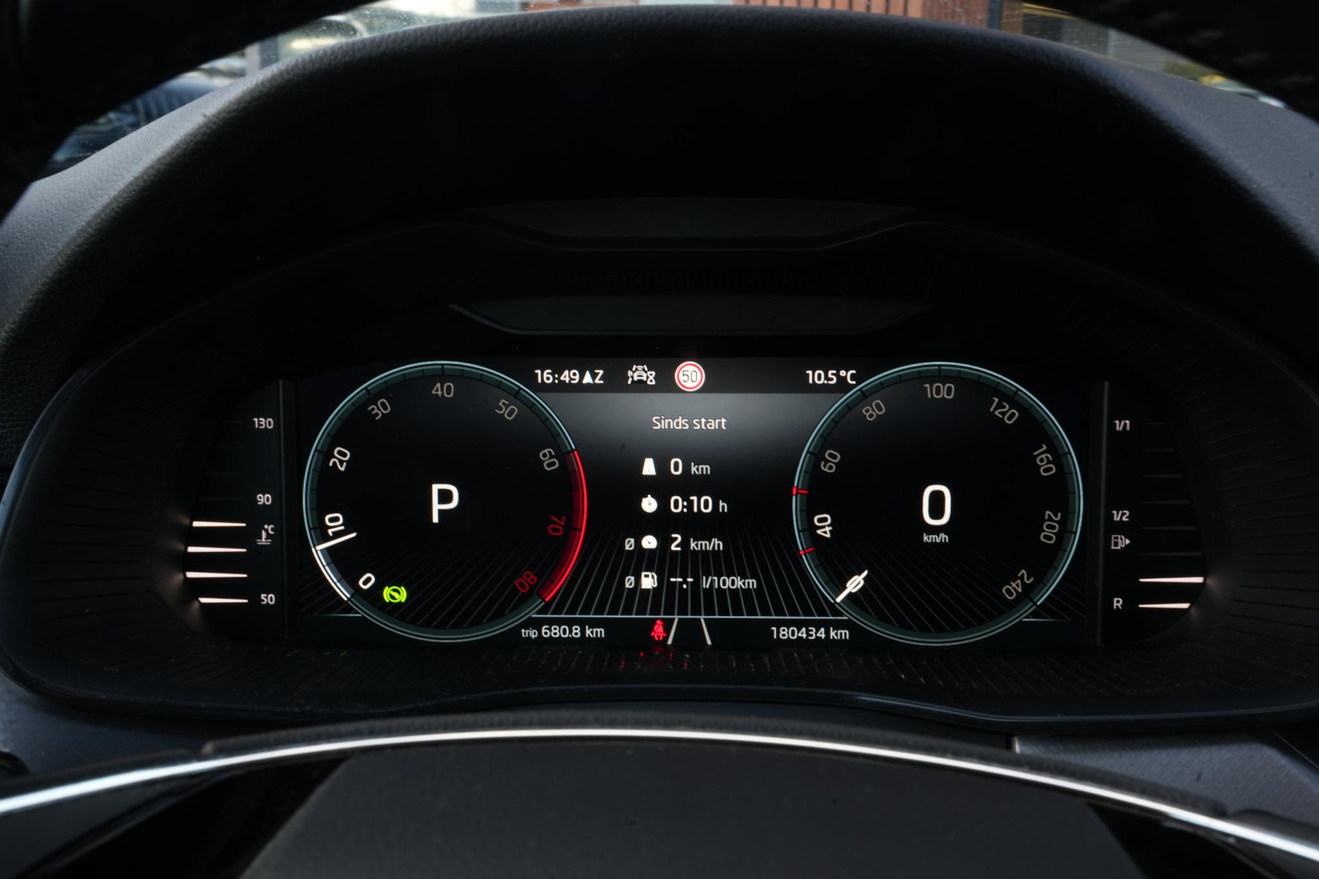 Škoda Kamiq 1.5 TSI ACT Business Edition 2023 Candy white 13