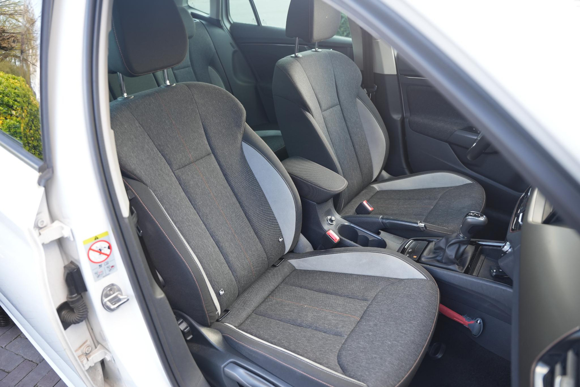 Škoda Kamiq 1.5 TSI ACT Business Edition 2023 Candy white 17