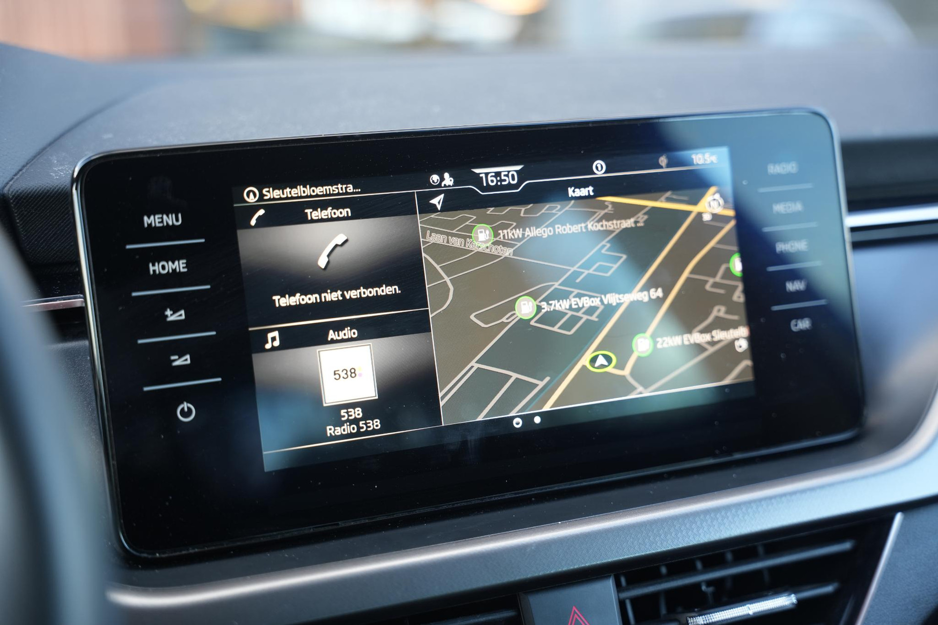 Škoda Kamiq 1.5 TSI ACT Business Edition 2023 Candy white 26