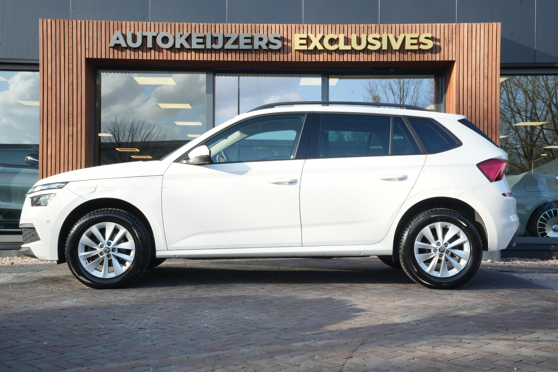 Škoda Kamiq 1.5 TSI ACT Business Edition 2023 Candy white 5