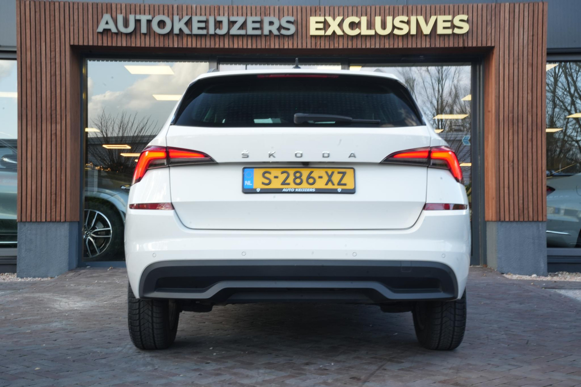 Škoda Kamiq 1.5 TSI ACT Business Edition 2023 Candy white 8
