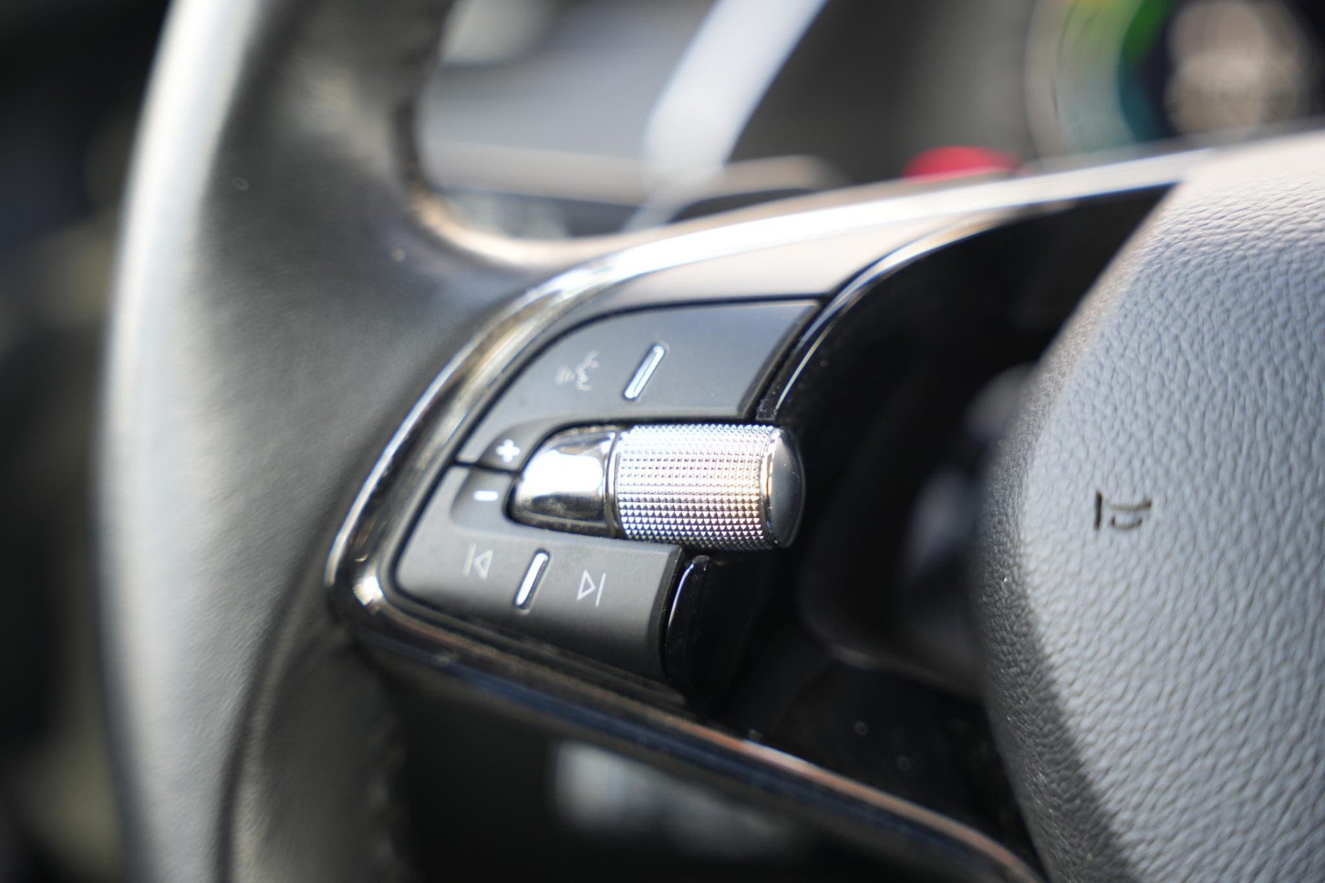 Škoda Octavia Combi 1.4 TSI iV PHEV Business Edition 2022 Moon white metallic 26