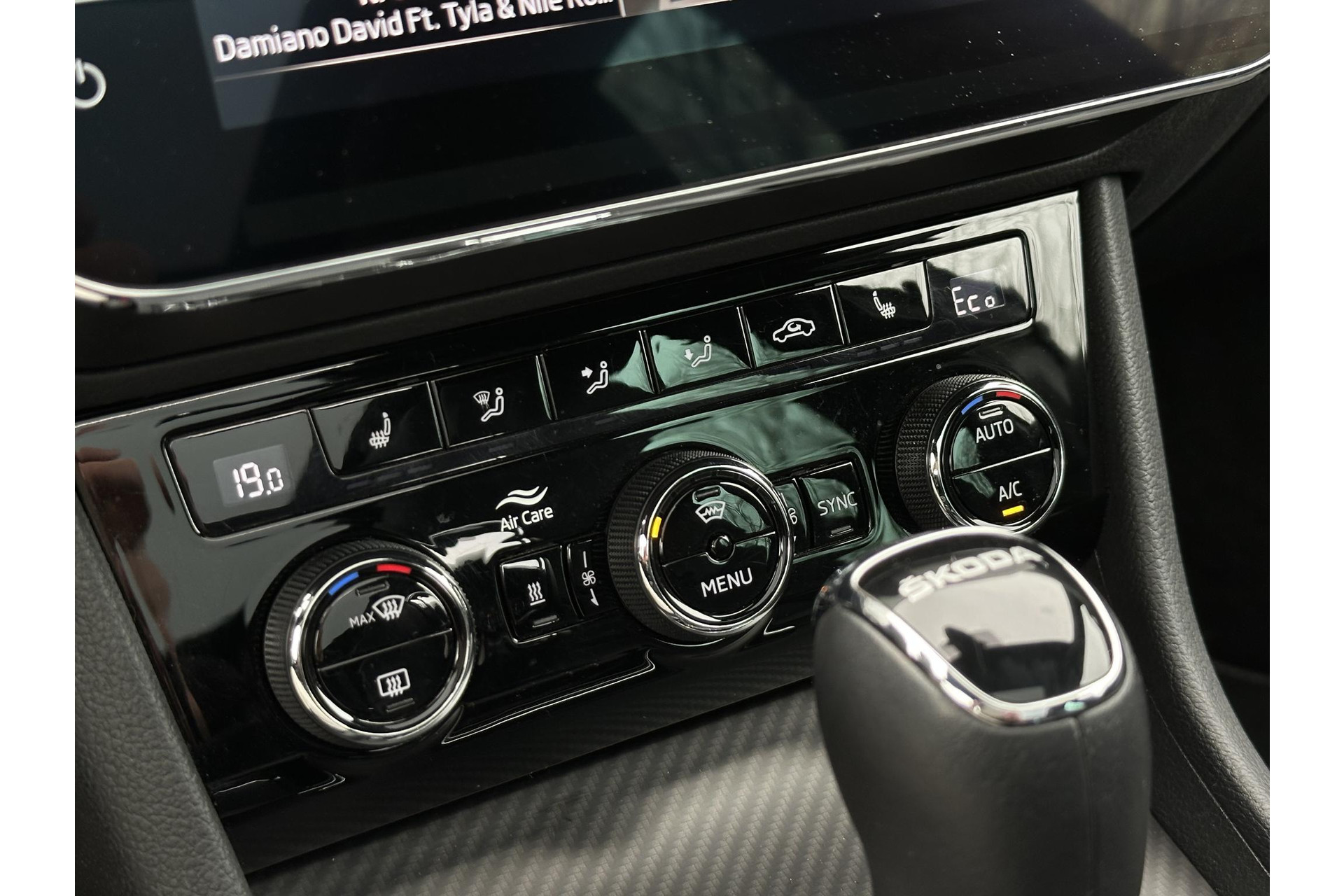 Škoda Octavia Combi 1.4 TSI iV PHEV Sportline Business 2022  36