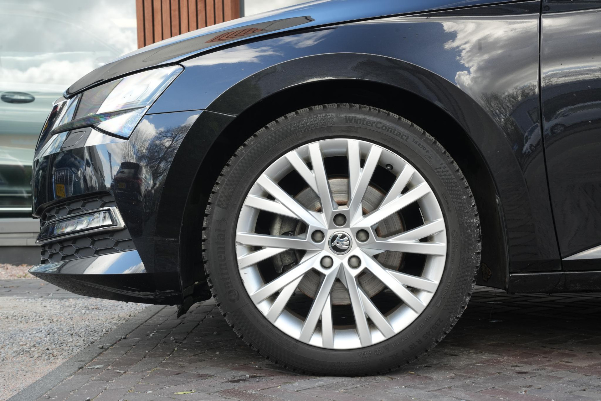 Škoda Superb 1.5 TSI ACT Business Edition 2020 Black magic mica 10