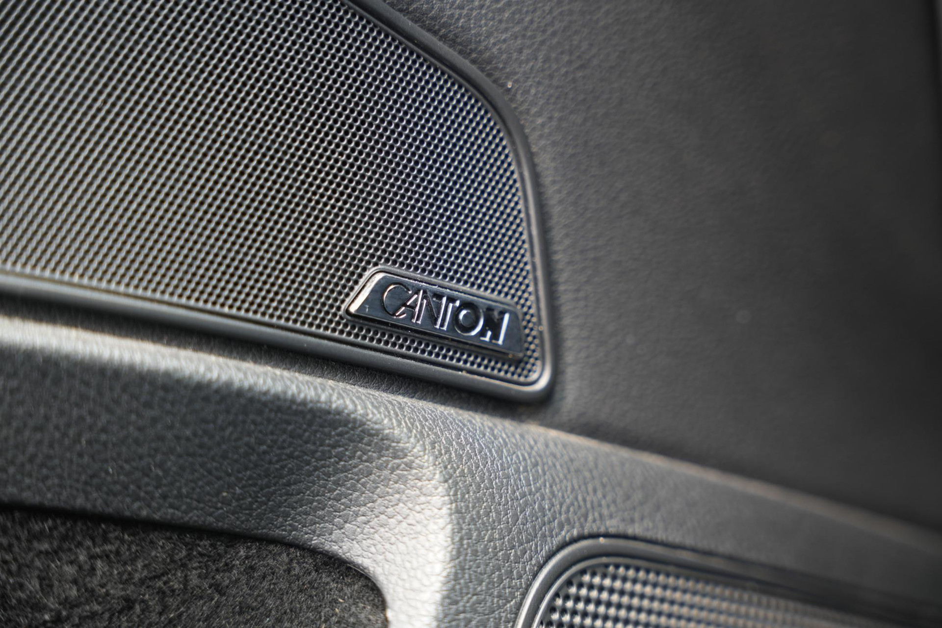 Škoda Superb 1.5 TSI ACT Business Edition 2020 Black magic mica 32