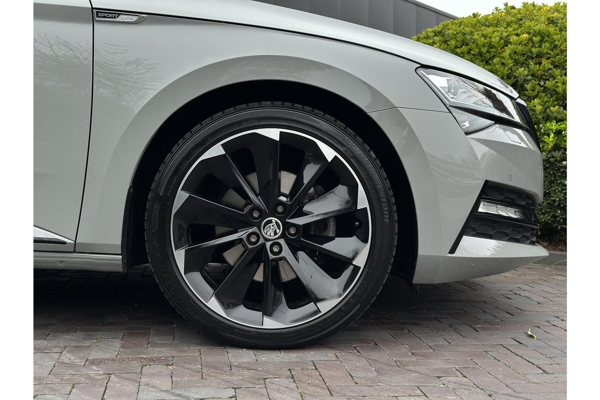 Škoda Superb Combi 1.4 TSI iV Sportline Business 2022 Steel grey 11