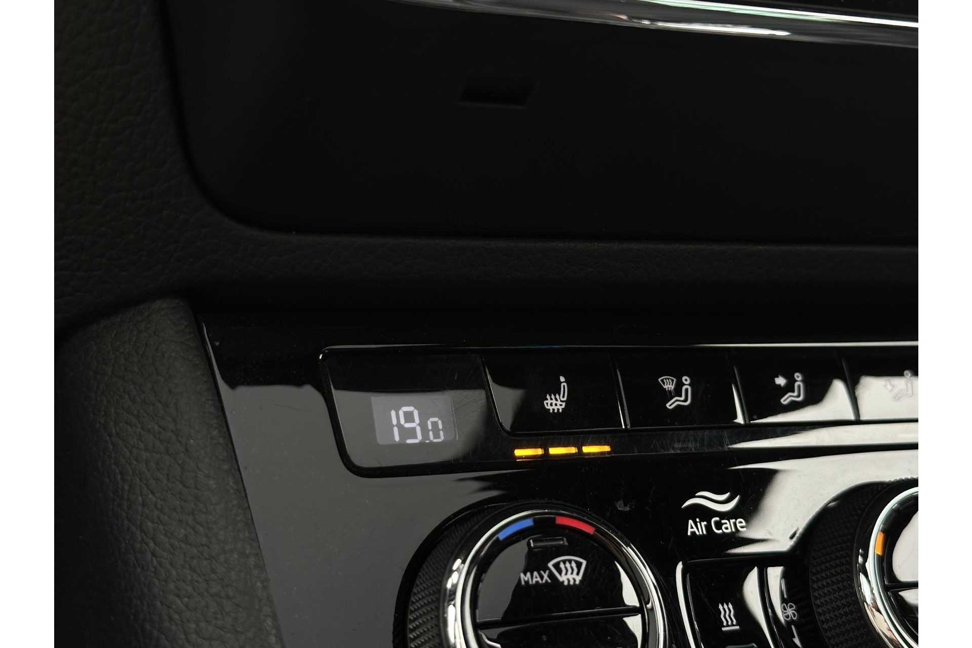 Škoda Superb Combi 1.4 TSI iV Sportline Business 2022 Steel grey 29