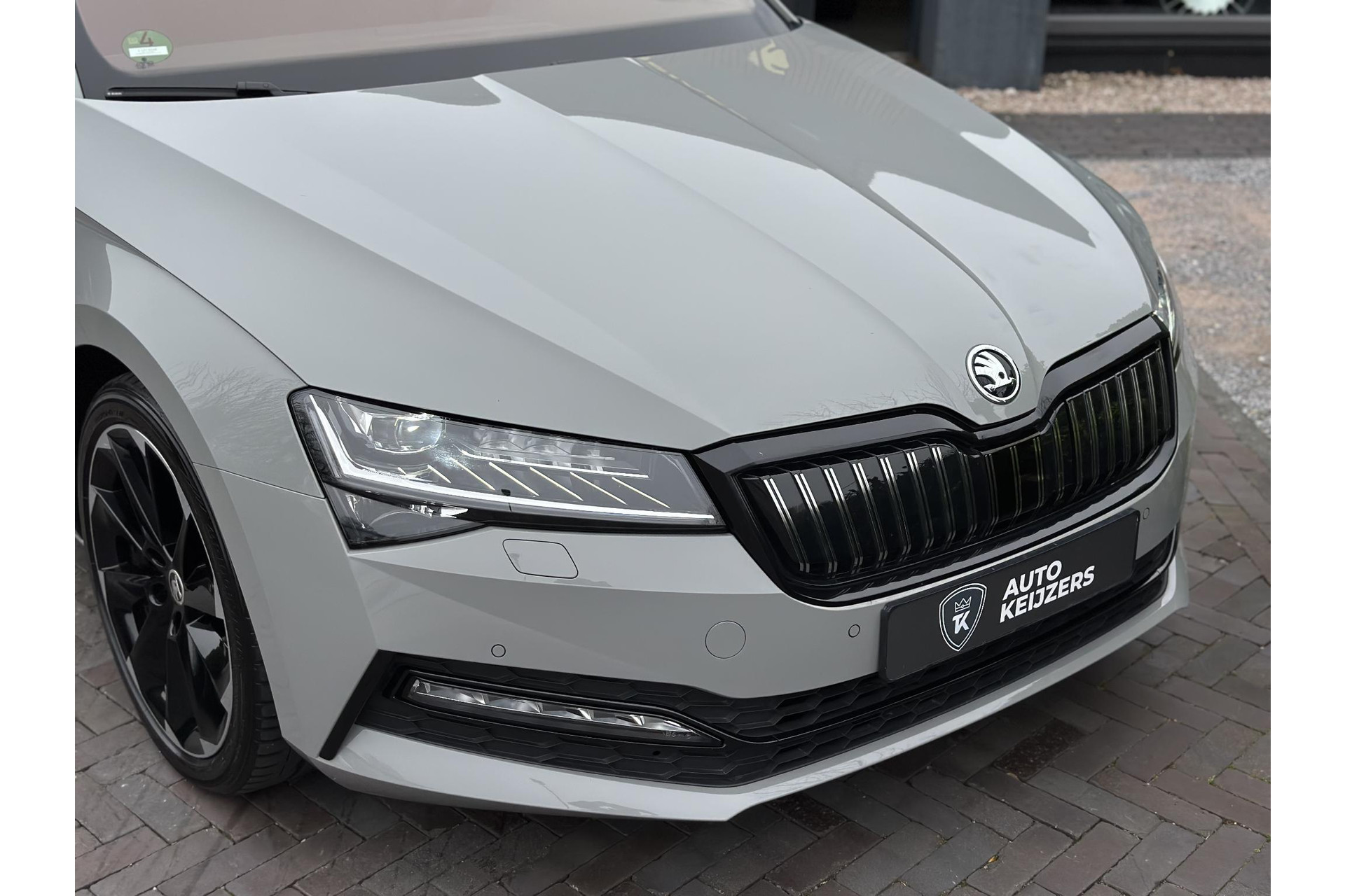 Škoda Superb Combi 1.4 TSI iV Sportline Business 2022 Steel grey 40
