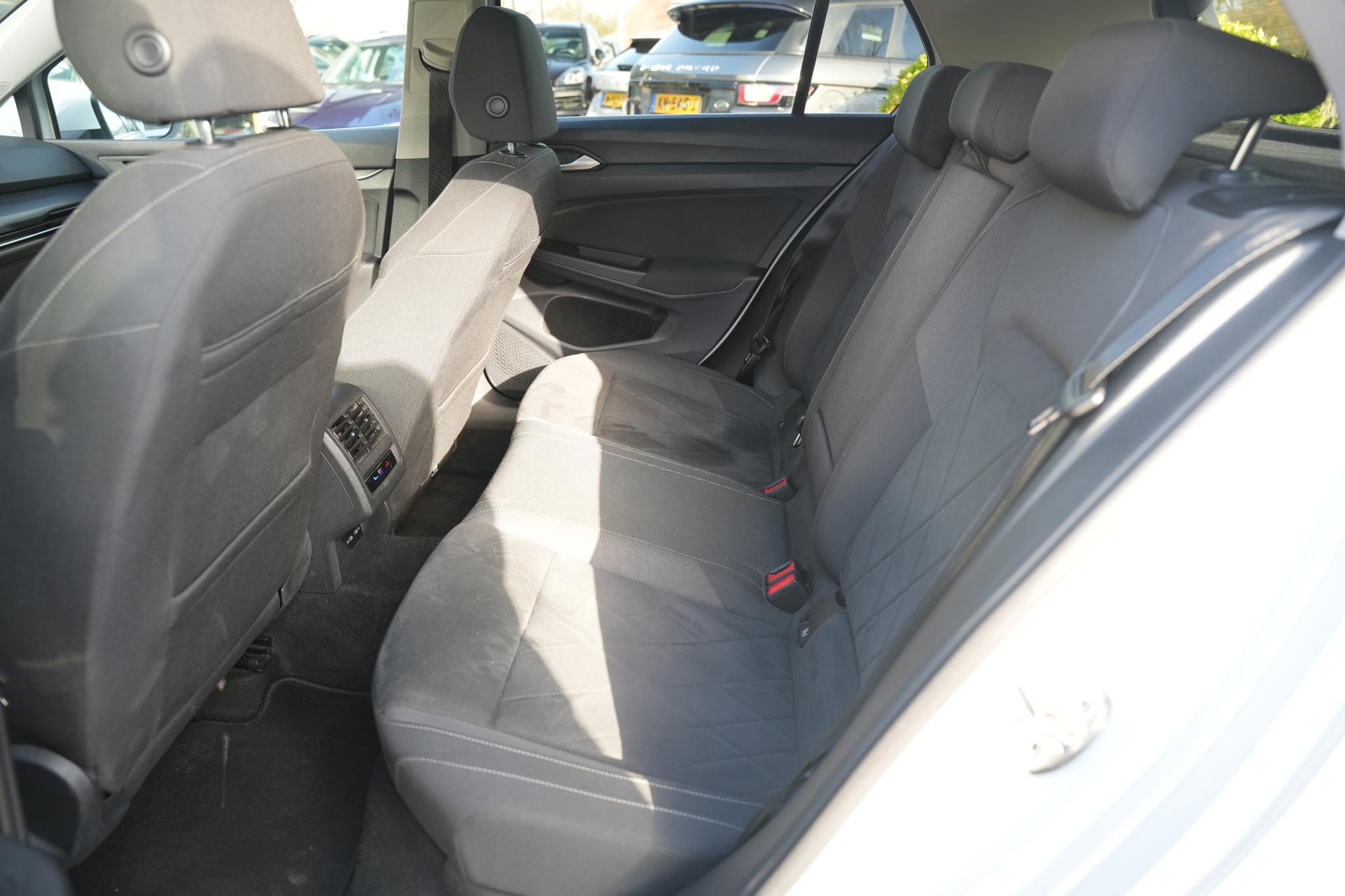 Volkswagen Golf 1.5 TSI Style 2022 Pure white 17