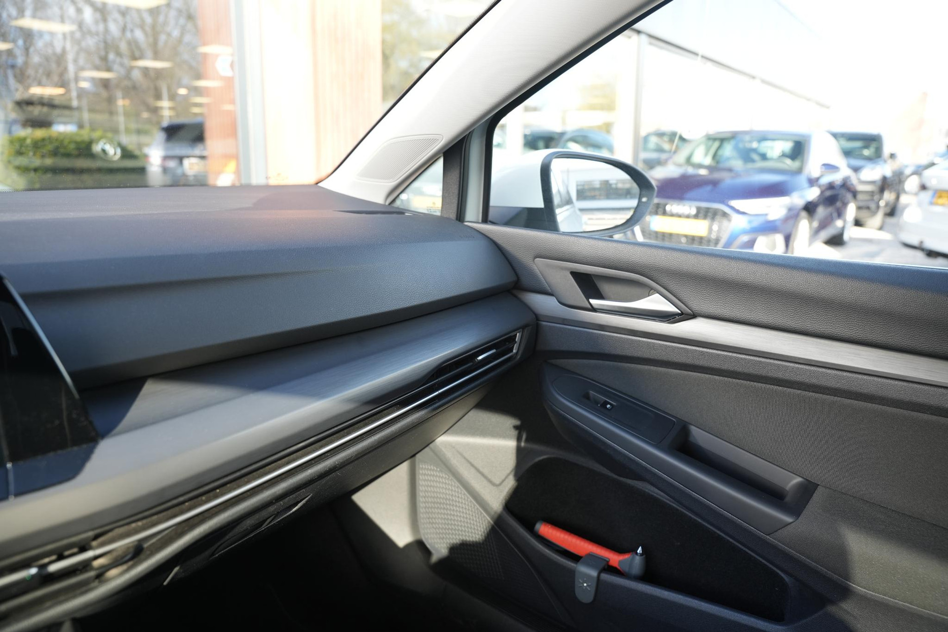 Volkswagen Golf 1.5 TSI Style 2022 Pure white 34