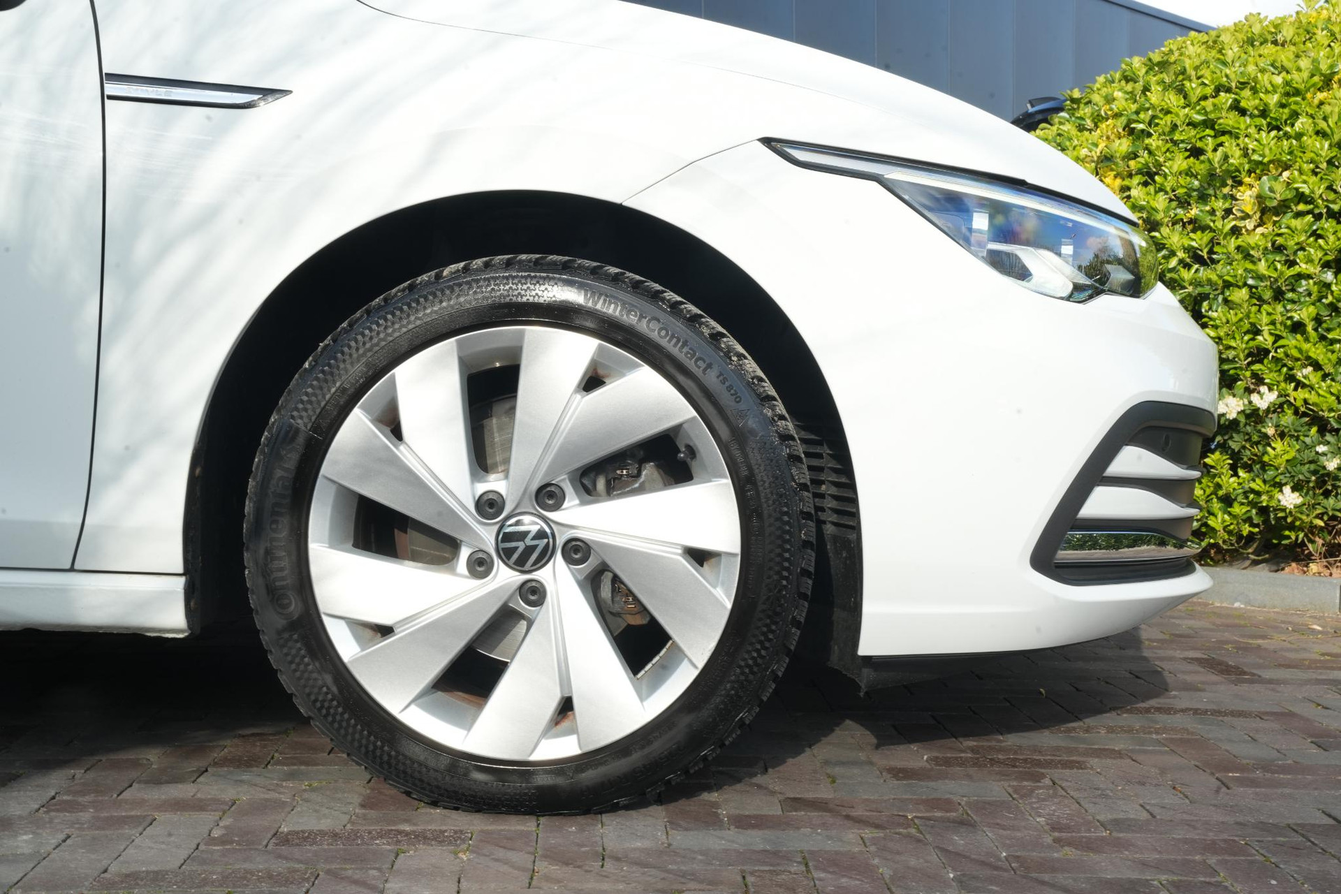 Volkswagen Golf 1.5 TSI Style 2022 Pure white 8