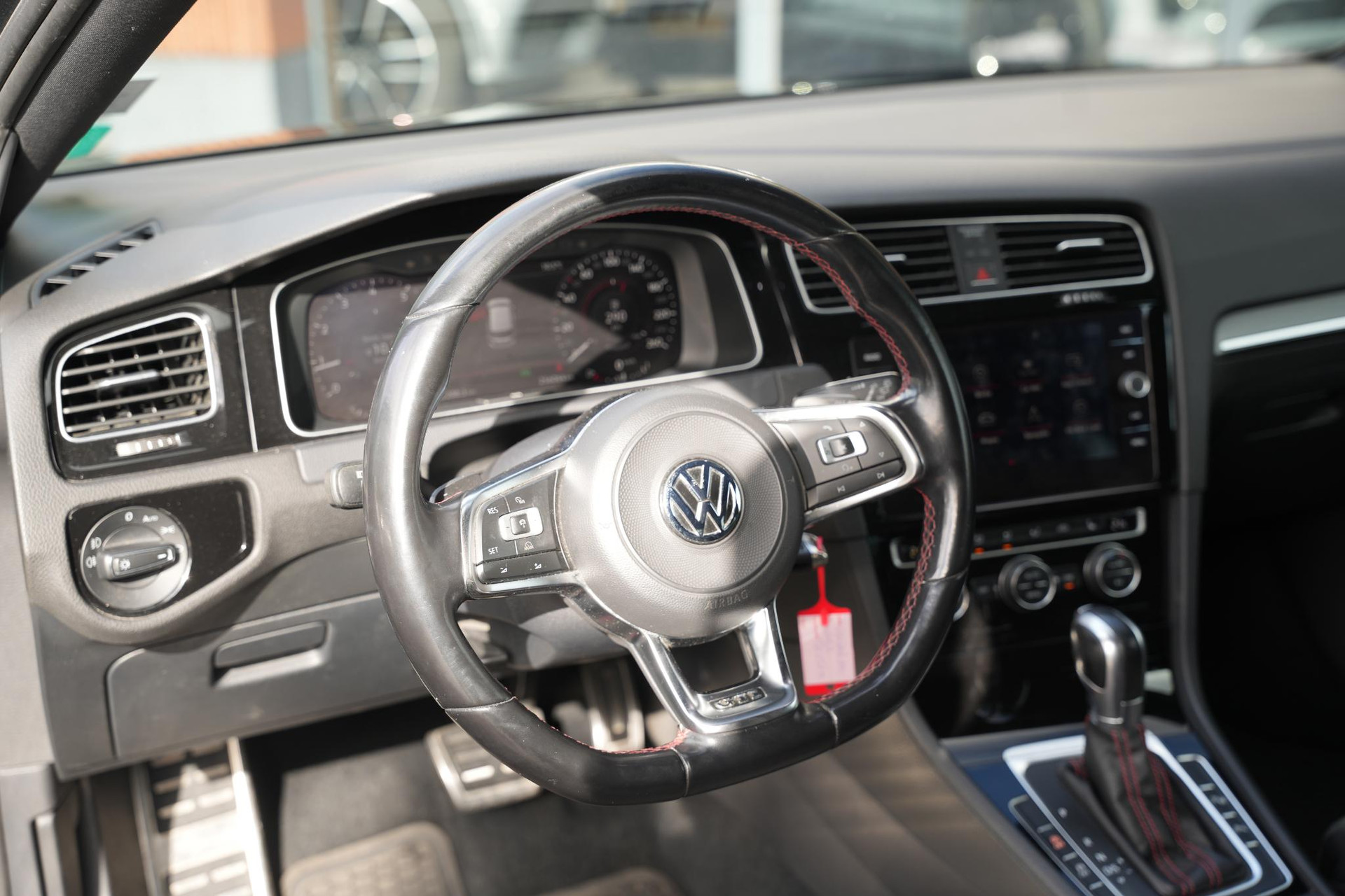 Volkswagen Golf 2.0 TSI GTI Performance 2017 Metallic indium grey (X3X3) 10