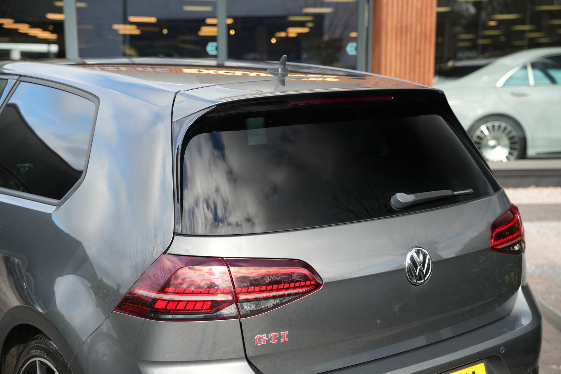 Volkswagen Golf 2.0 TSI GTI Performance 2017 Metallic indium grey (X3X3) 13