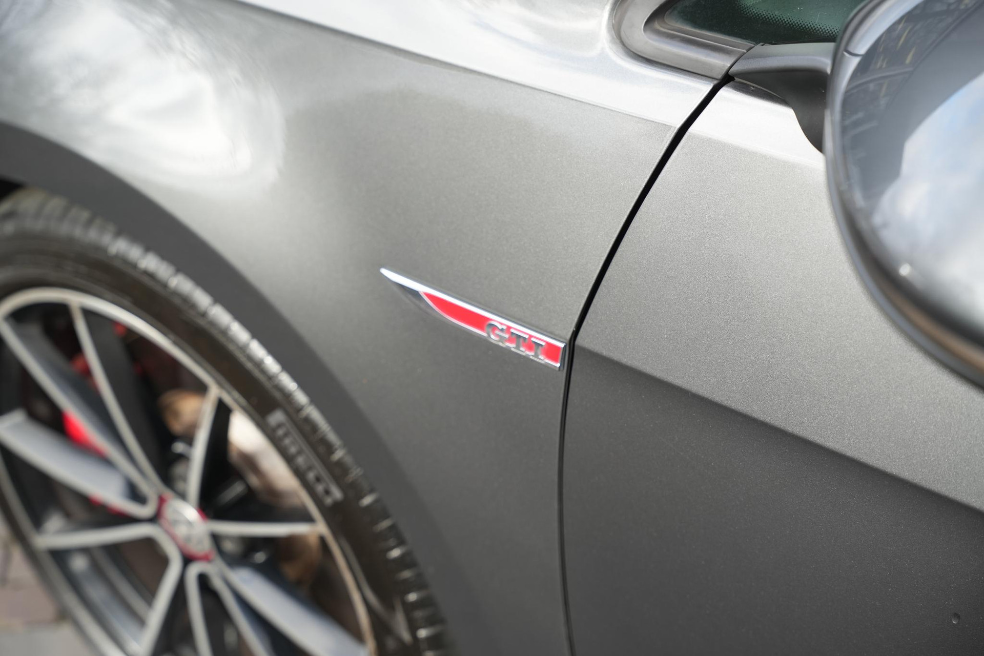 Volkswagen Golf 2.0 TSI GTI Performance 2017 Metallic indium grey (X3X3) 19