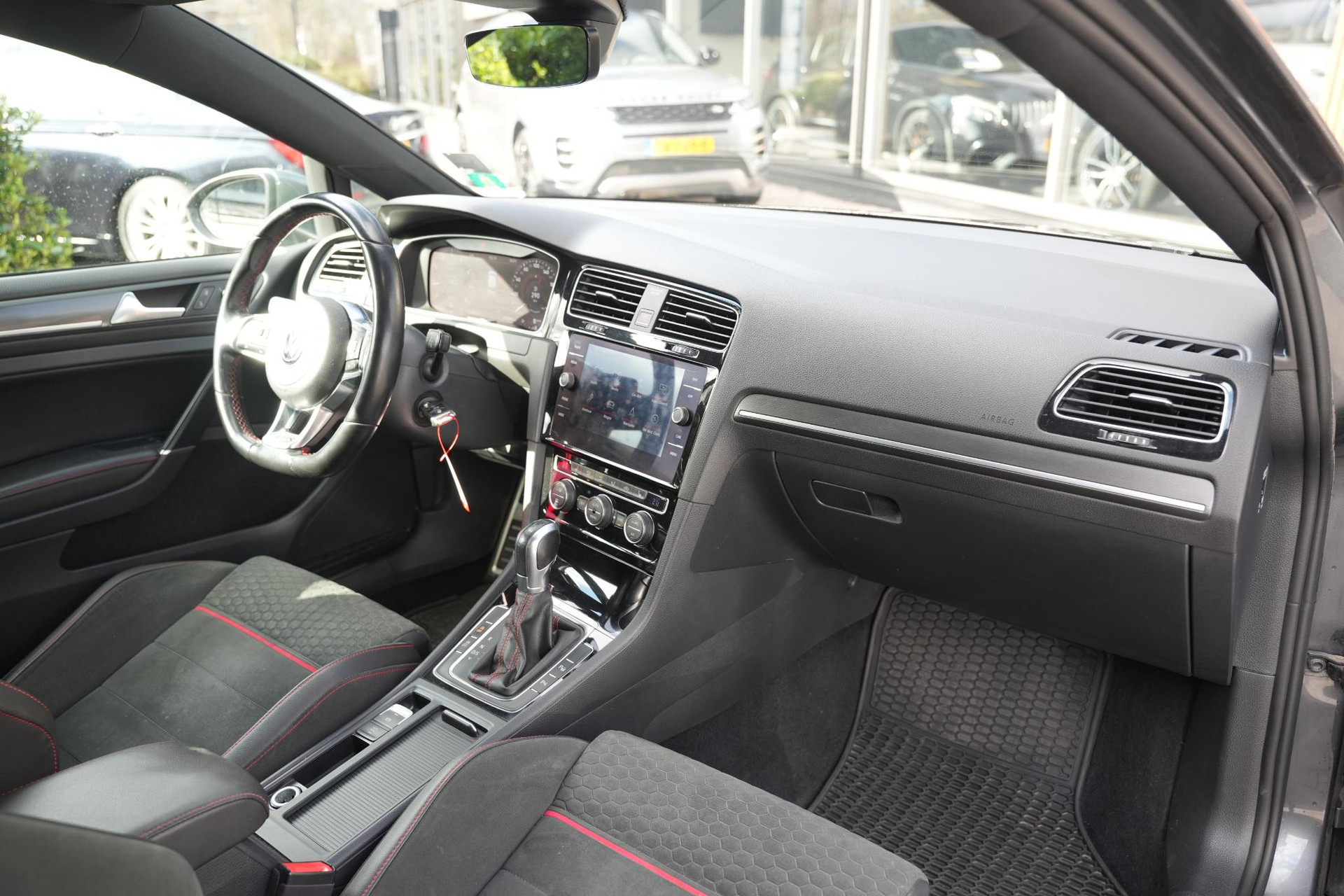 Volkswagen Golf 2.0 TSI GTI Performance 2017 Metallic indium grey (X3X3) 21