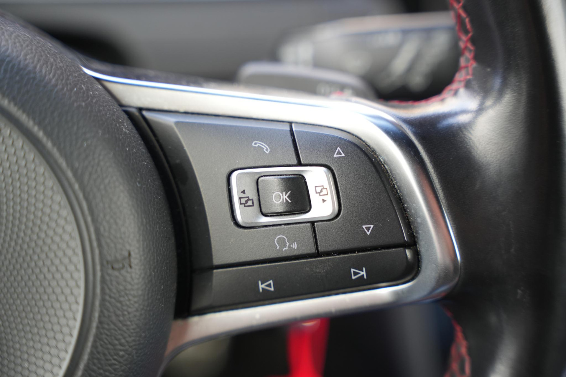 Volkswagen Golf 2.0 TSI GTI Performance 2017 Metallic indium grey (X3X3) 30