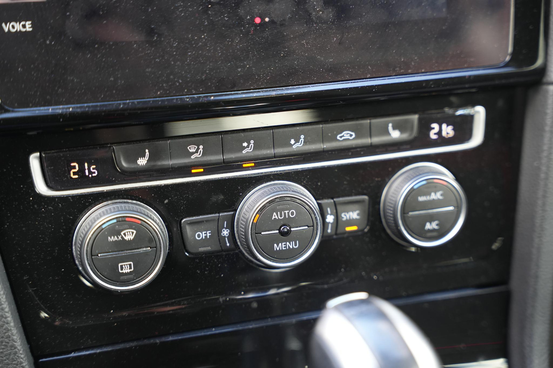 Volkswagen Golf 2.0 TSI GTI Performance 2017 Metallic indium grey (X3X3) 33