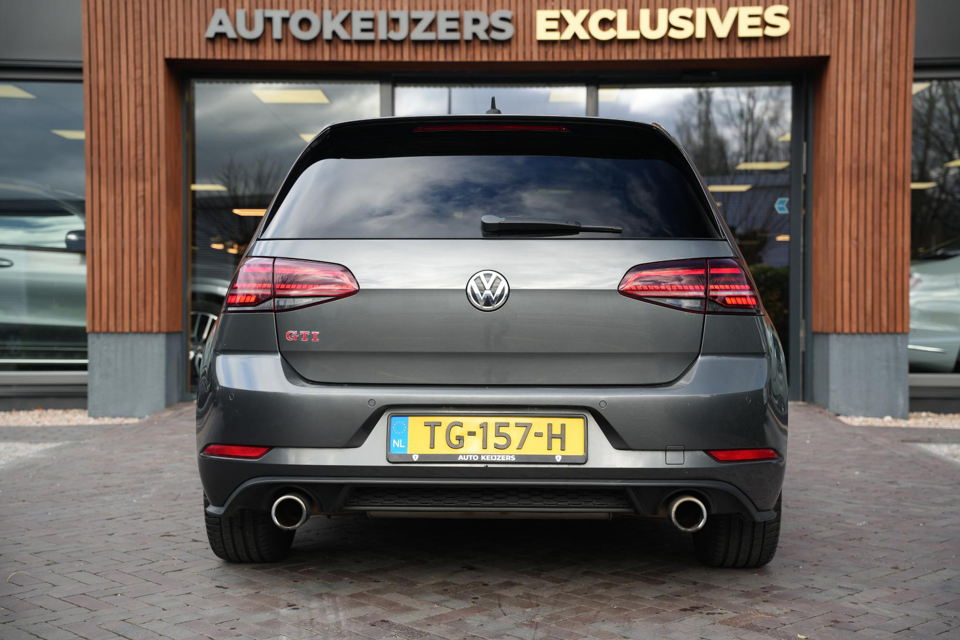 Volkswagen Golf 2.0 TSI GTI Performance 2017 Metallic indium grey (X3X3) 9