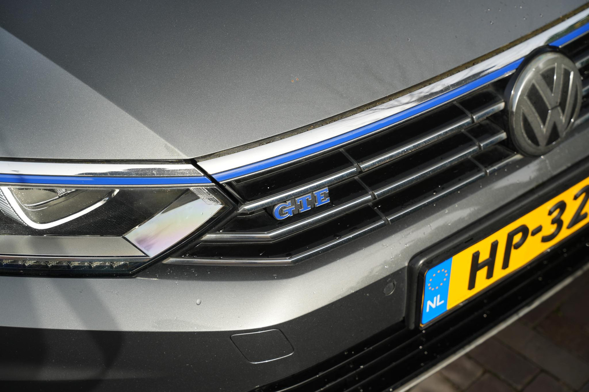 Volkswagen Passat Variant 1.4 TSI GTE Highline 2015 Metallic indium grey (X3X3) 9