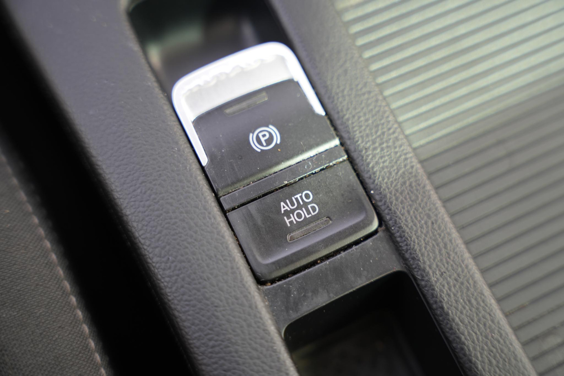 Volkswagen Passat Variant 1.6 TDI Connected Series 2016 Indium grey metallic 27
