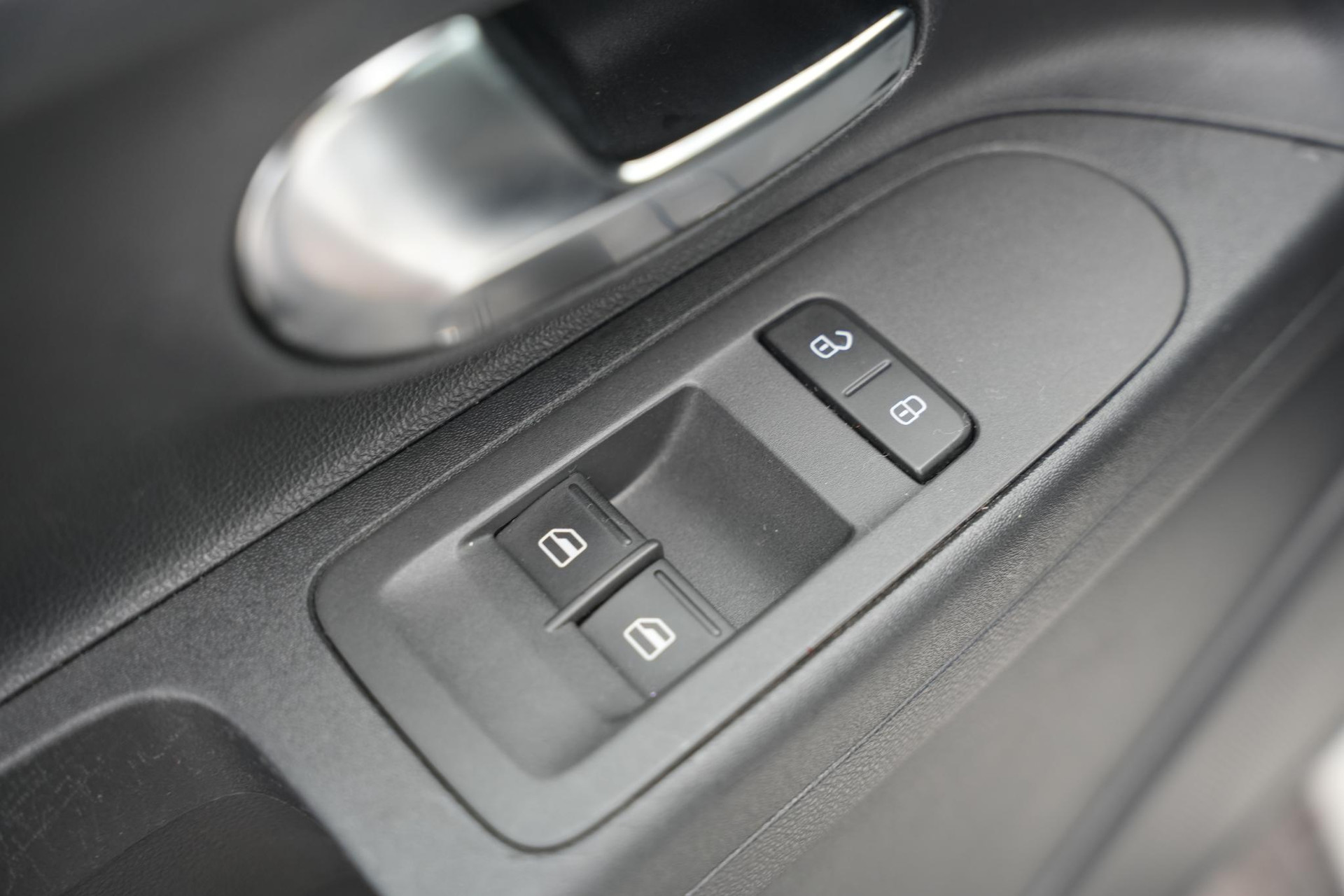 Volkswagen up! 1.0 move up! BlueMotion 2016 Candy white 12