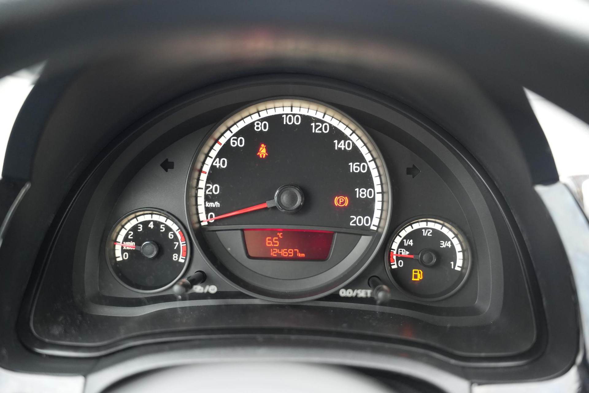 Volkswagen up! 1.0 move up! BlueMotion 2016 Candy white 13