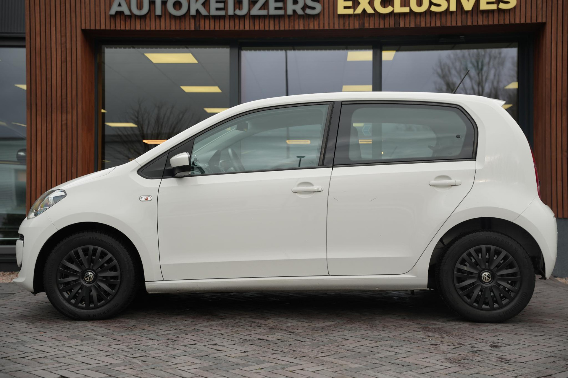 Volkswagen up! 1.0 move up! BlueMotion 2016 Candy white 5