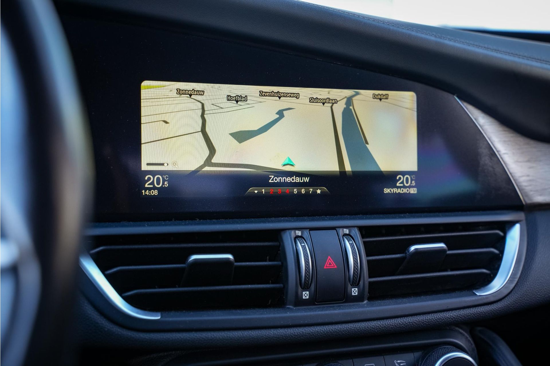 Alfa Romeo Giulia 2.0 T AWD Gepantserd / Armoured B4 2019  18