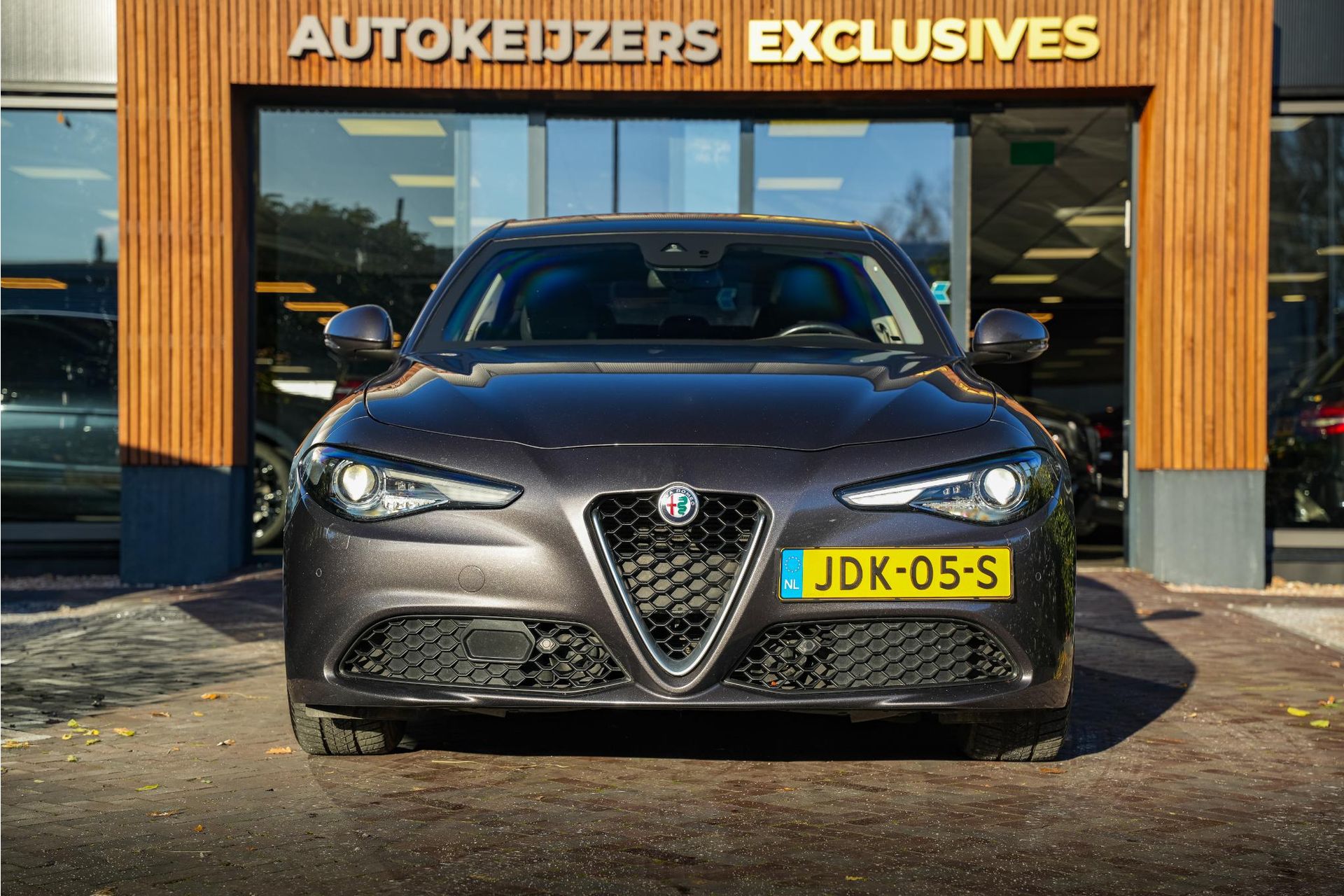 Alfa Romeo Giulia 2.0 T AWD Gepantserd / Armoured B4 2019  5