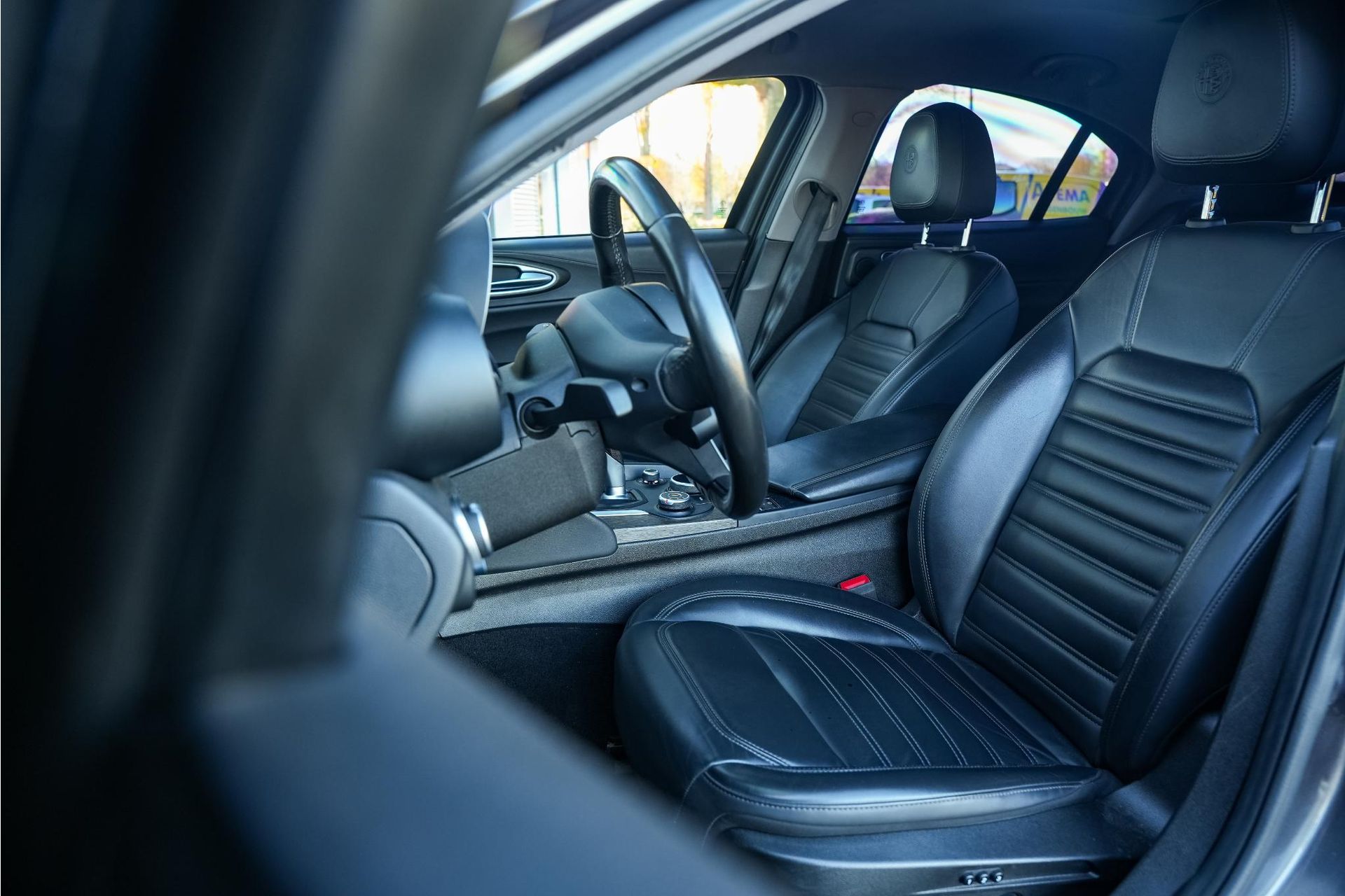 Alfa Romeo Giulia 2.0 T AWD Gepantserd / Armoured B4 2019  9