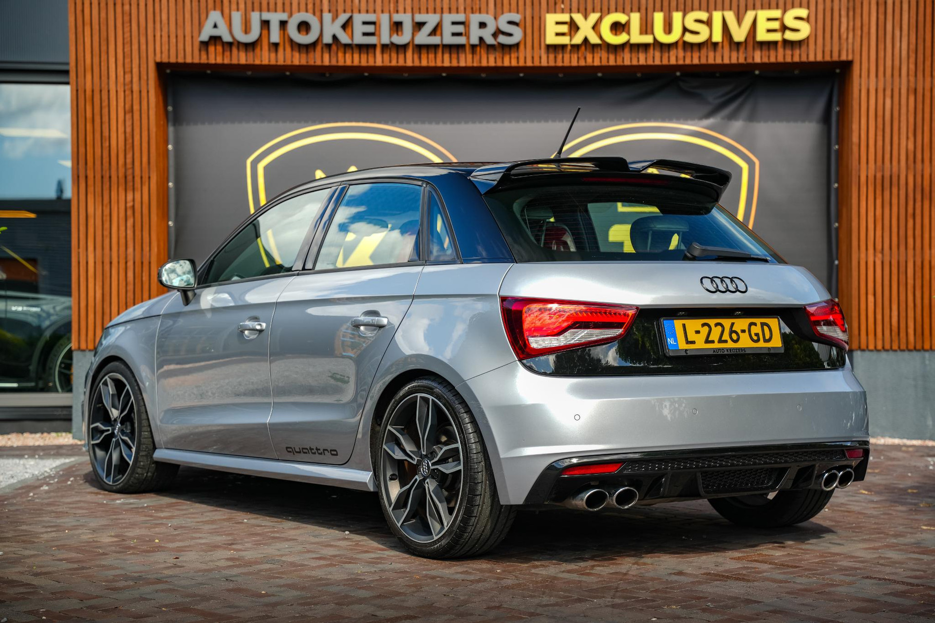 Audi A1 Sportback 2.0 TFSI S1 Quattro Pro Line Plus 2015  7