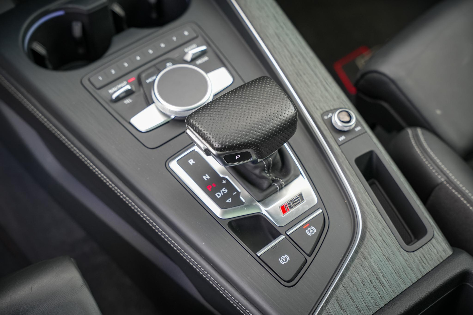 Audi A4 Avant 2.9 TFSI RS 4 quattro 2018 Nardo grey (T3) 14