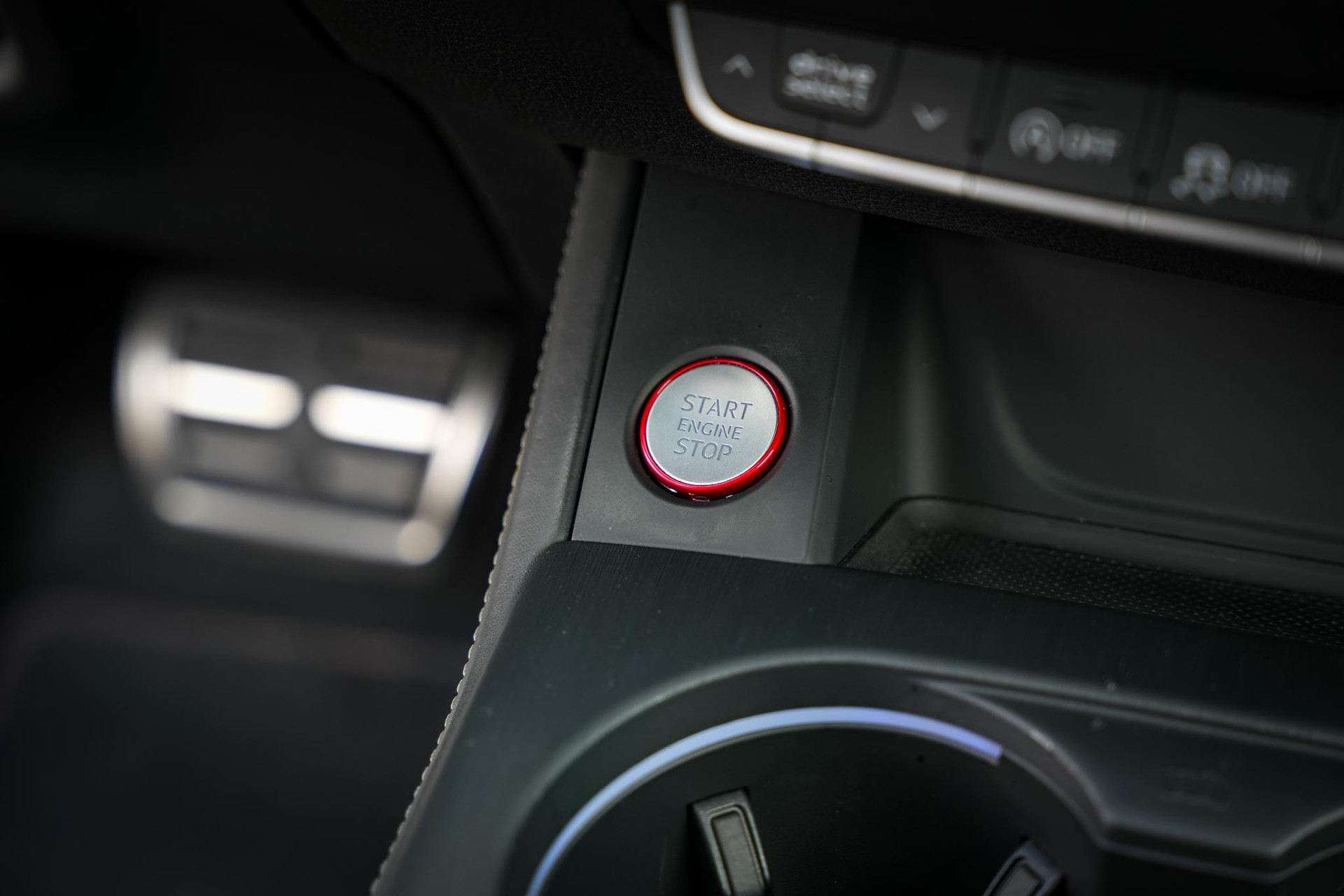 Audi A4 Avant 2.9 TFSI RS 4 quattro 2018 Nardo grey (T3) 17