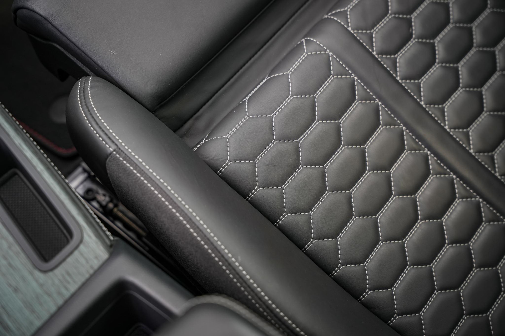 Audi A4 Avant 2.9 TFSI RS 4 quattro 2018 Nardo grey (T3) 25