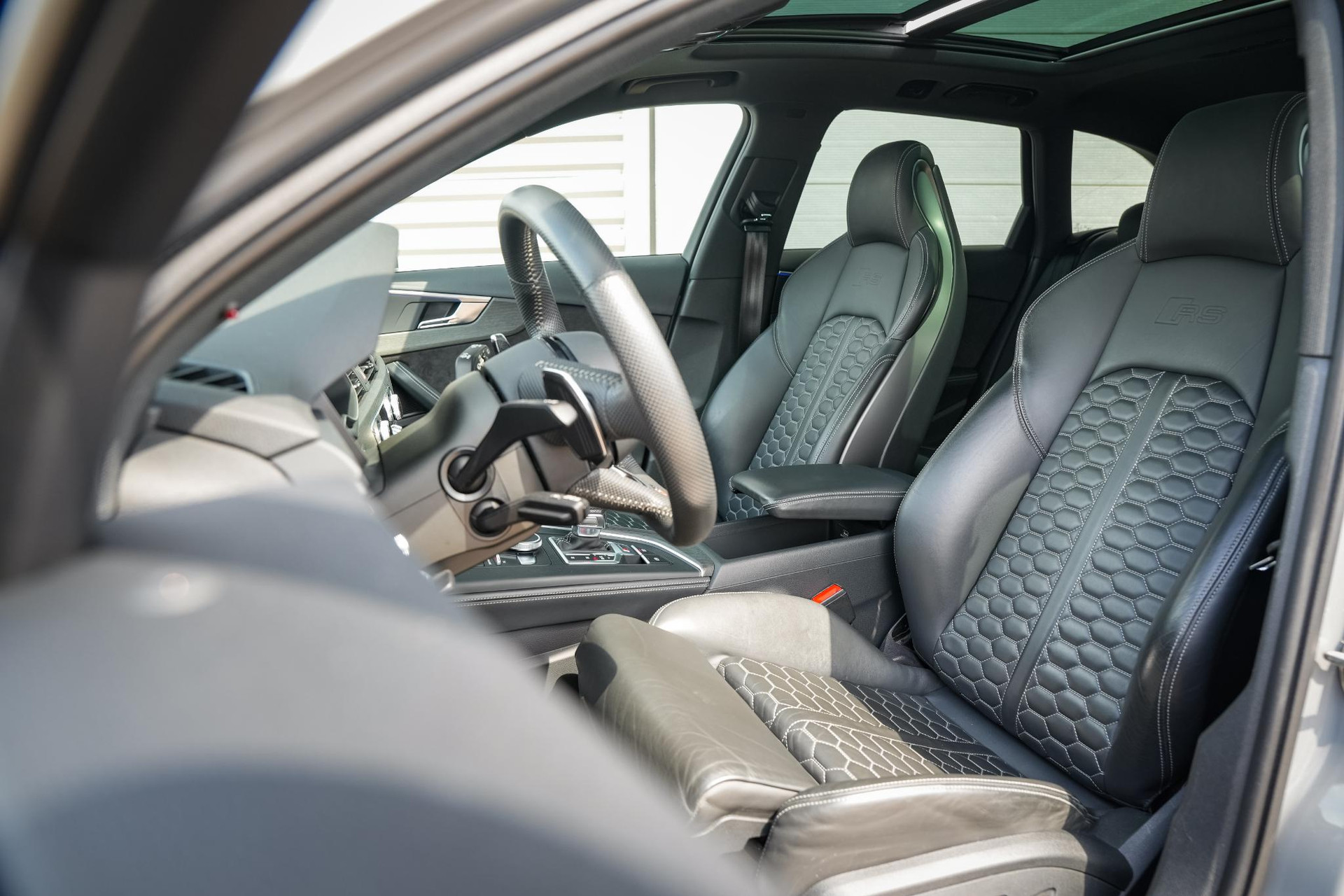 Audi A4 Avant 2.9 TFSI RS 4 quattro 2018 Nardo grey (T3) 8