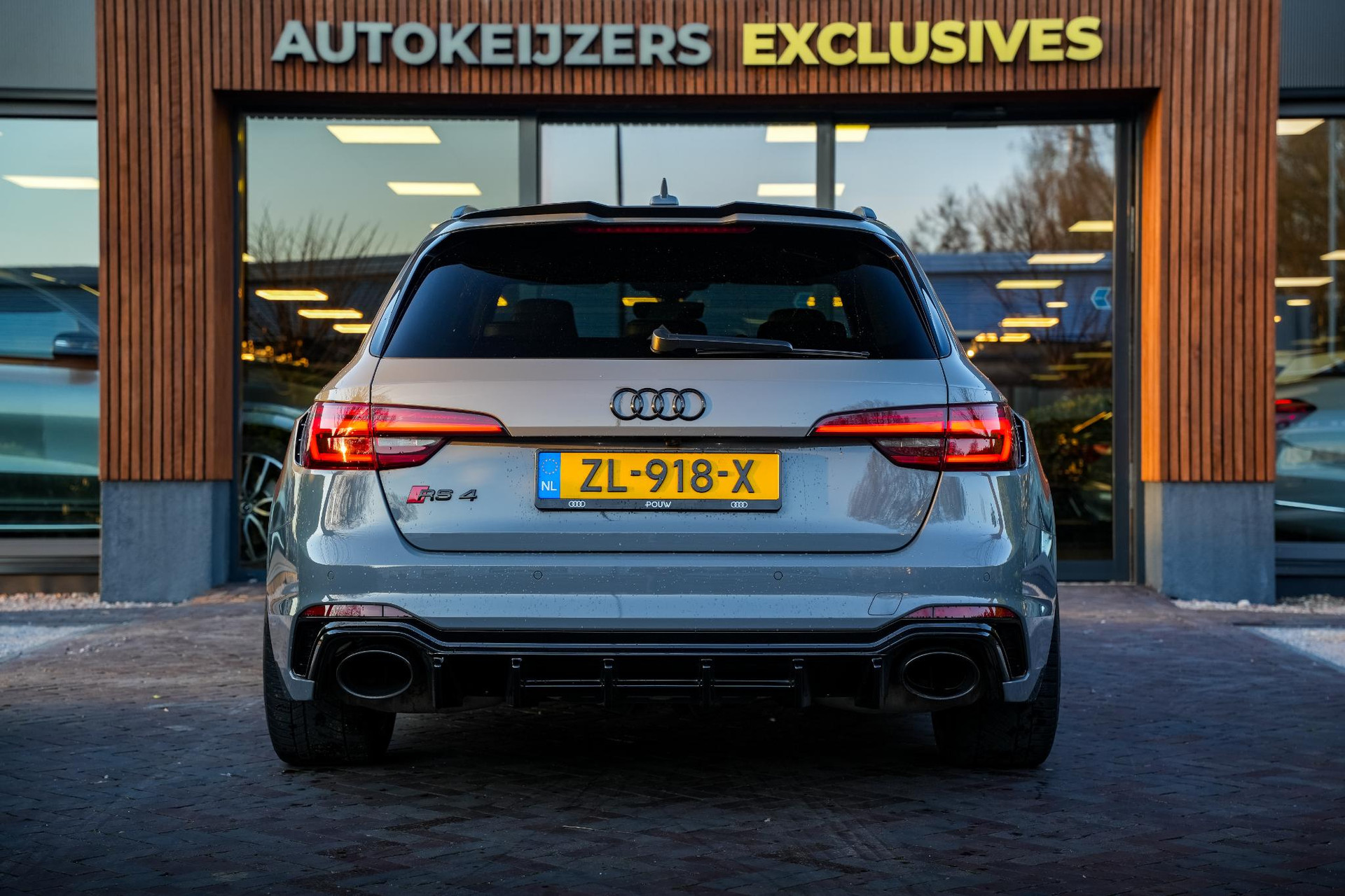 Audi A4 Avant 2.9 TFSI RS 4 quattro 2018 Nardo grey (T3) 9