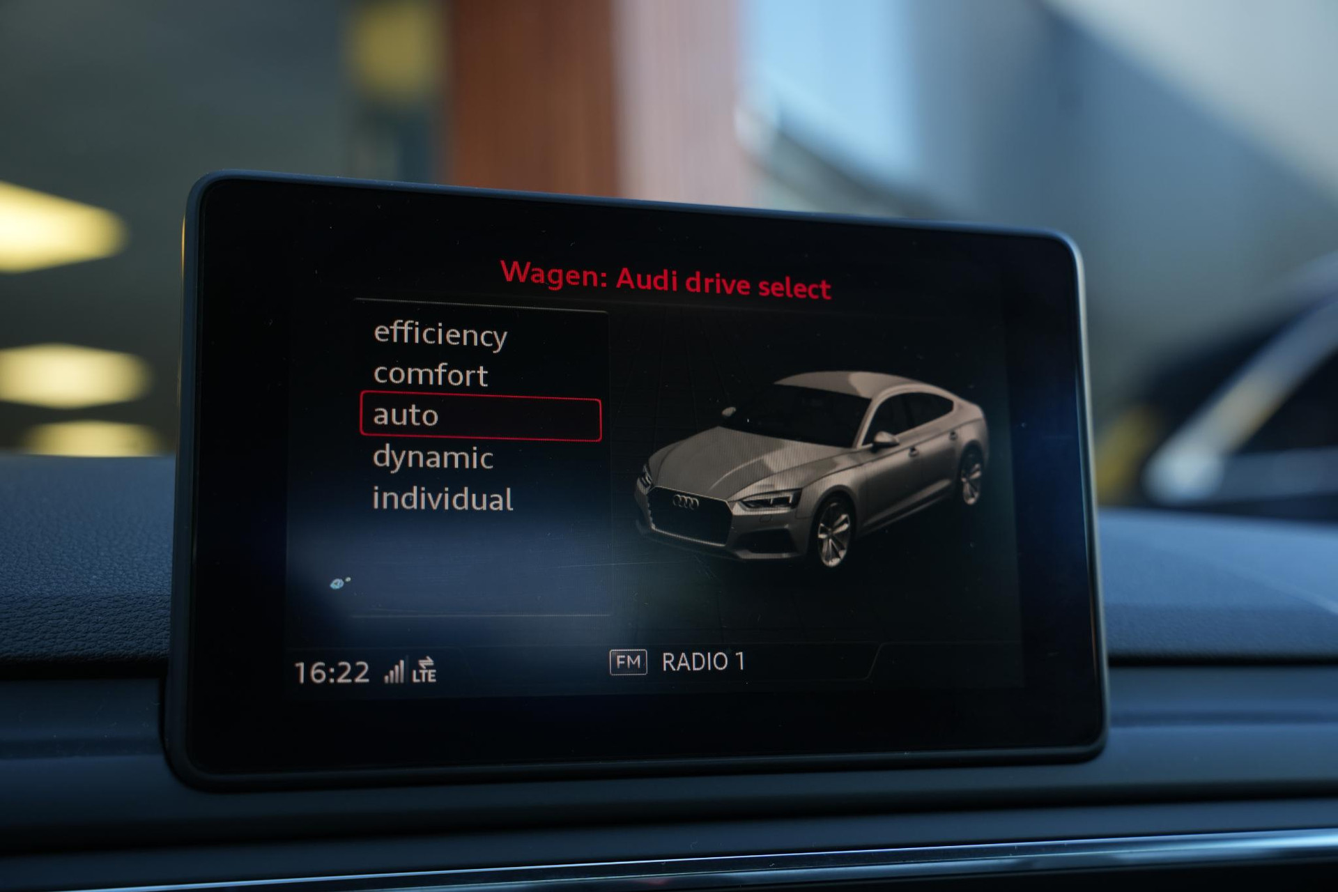 Audi A5 Sportback 2.0 TFSI MHEV Sport 2017 Briljantzwart 32