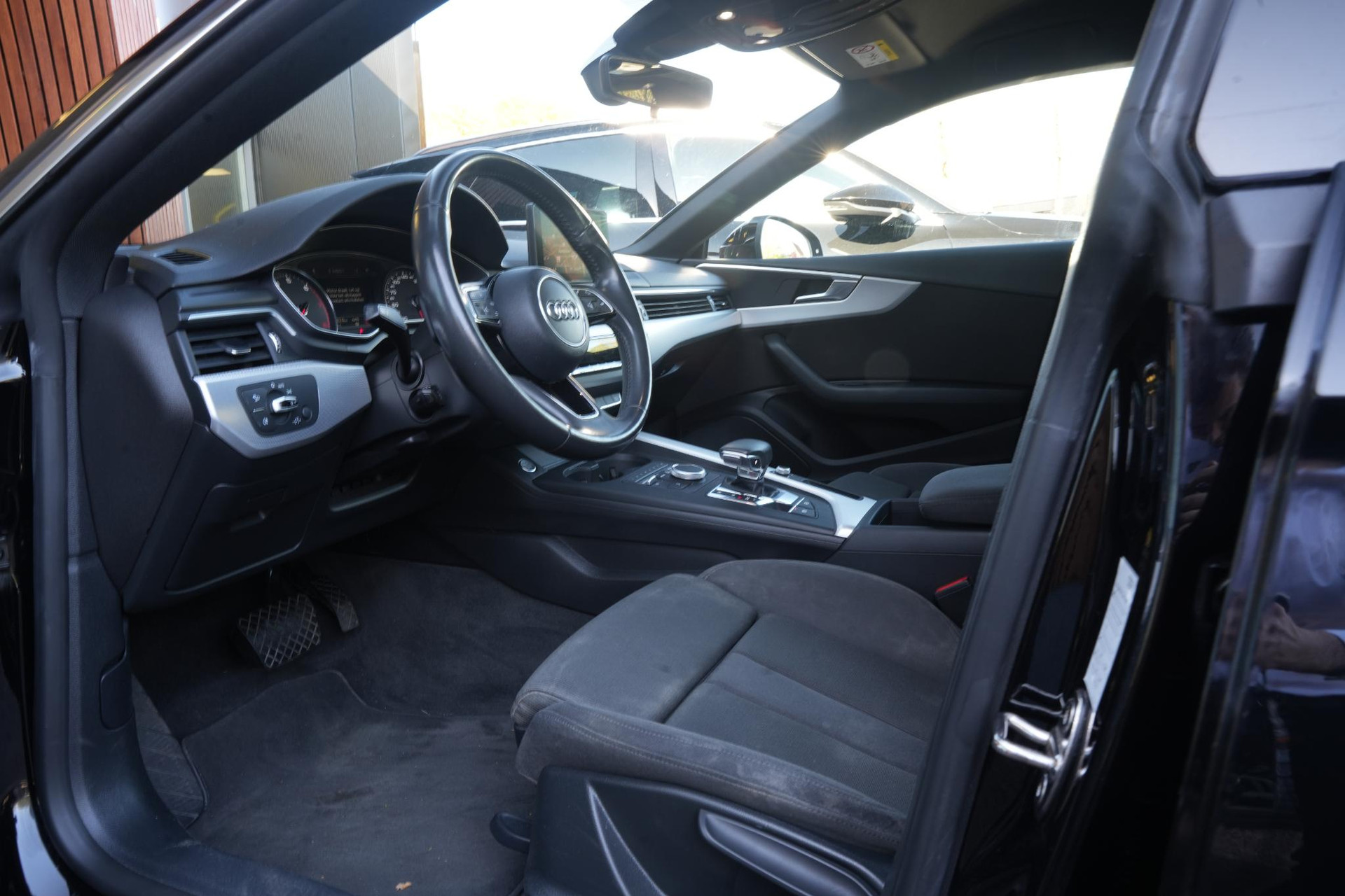 Audi A5 Sportback 2.0 TFSI MHEV Sport 2017 Briljantzwart 4