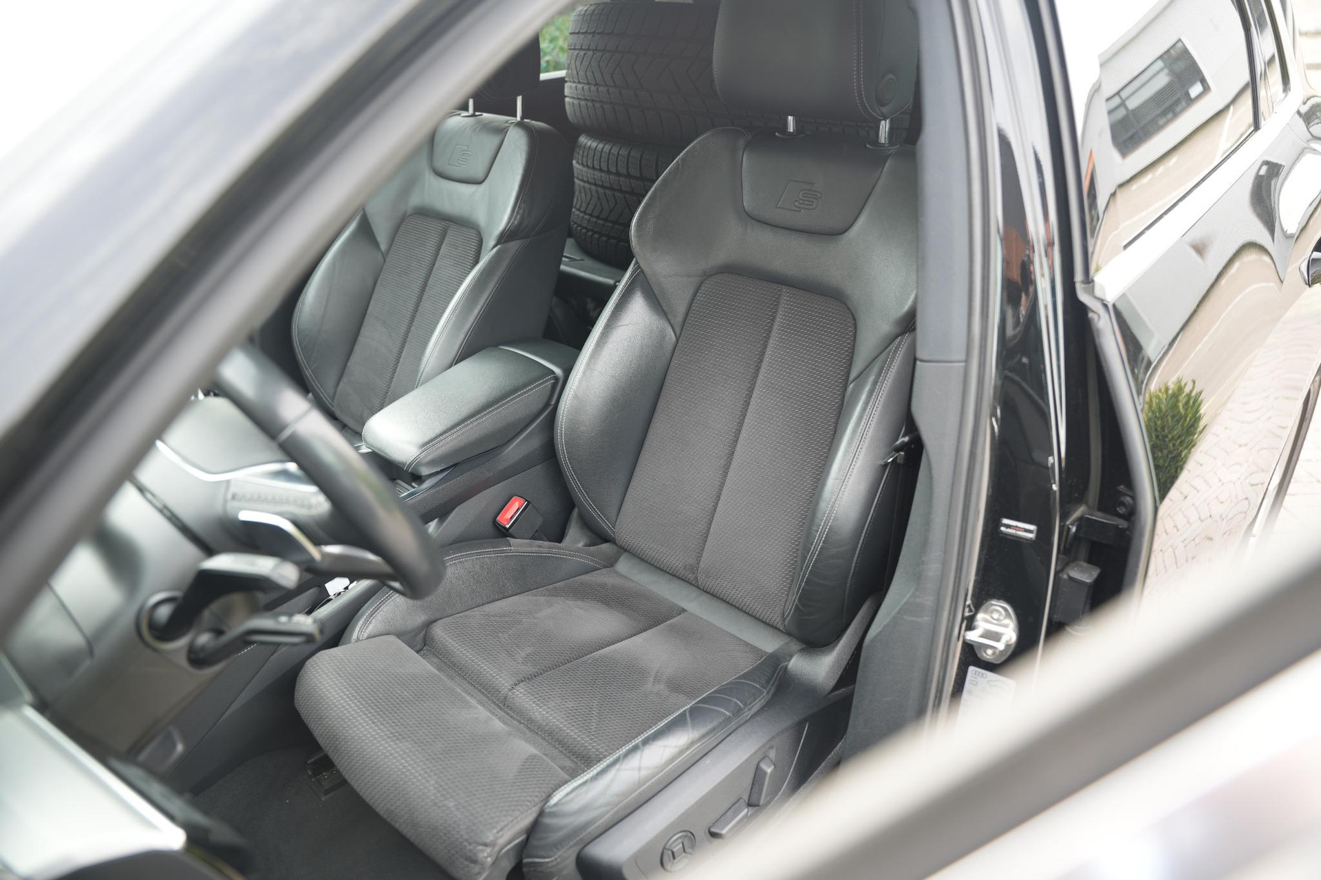 Audi e-tron e-tron 55 quattro advanced 95 kWh 2019 Mythoszwart metallic 20