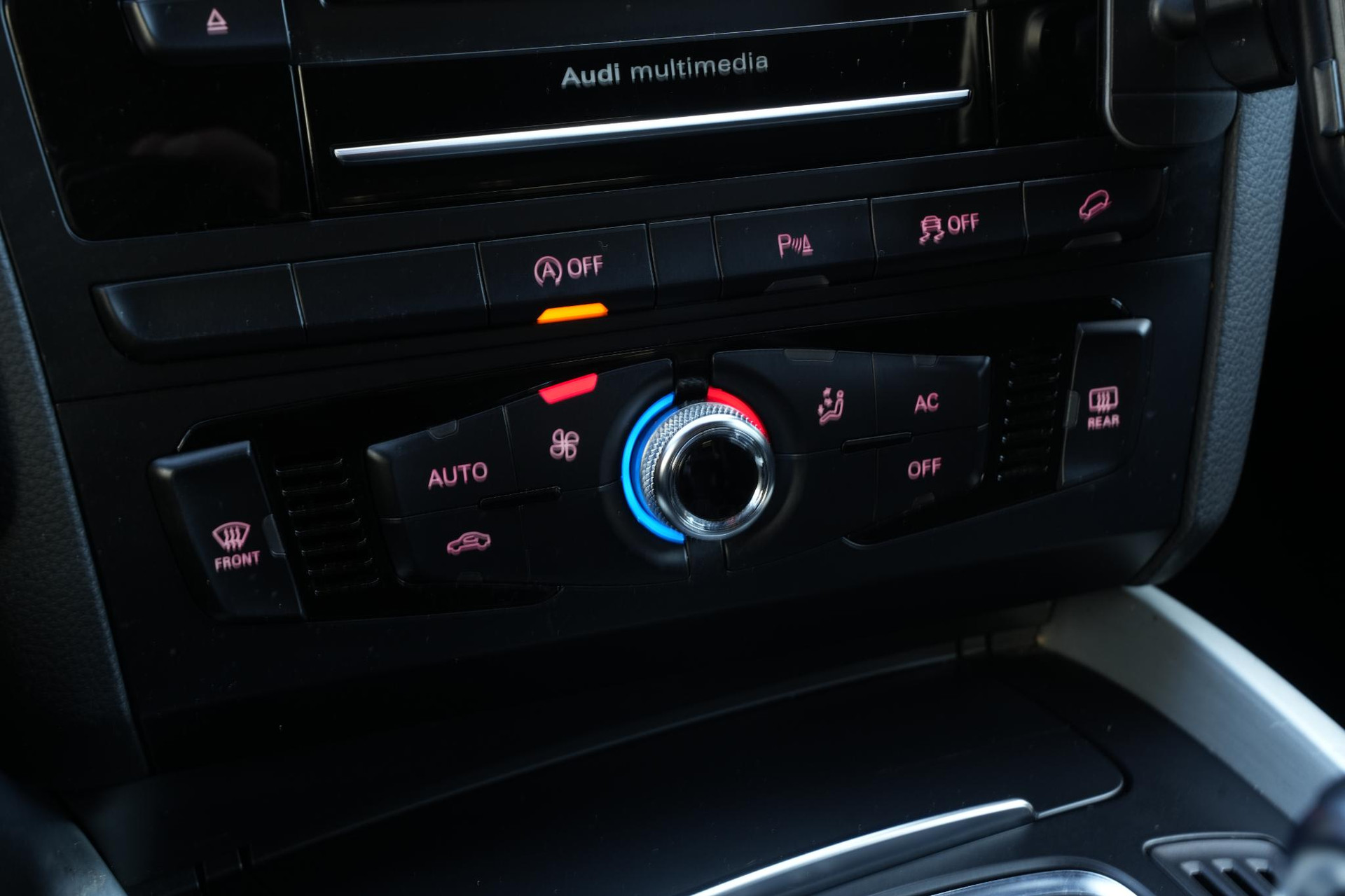 Audi Q5 2.0 TFSI quattro S Edition 2012 Phantom black pearl effect (L8) 25