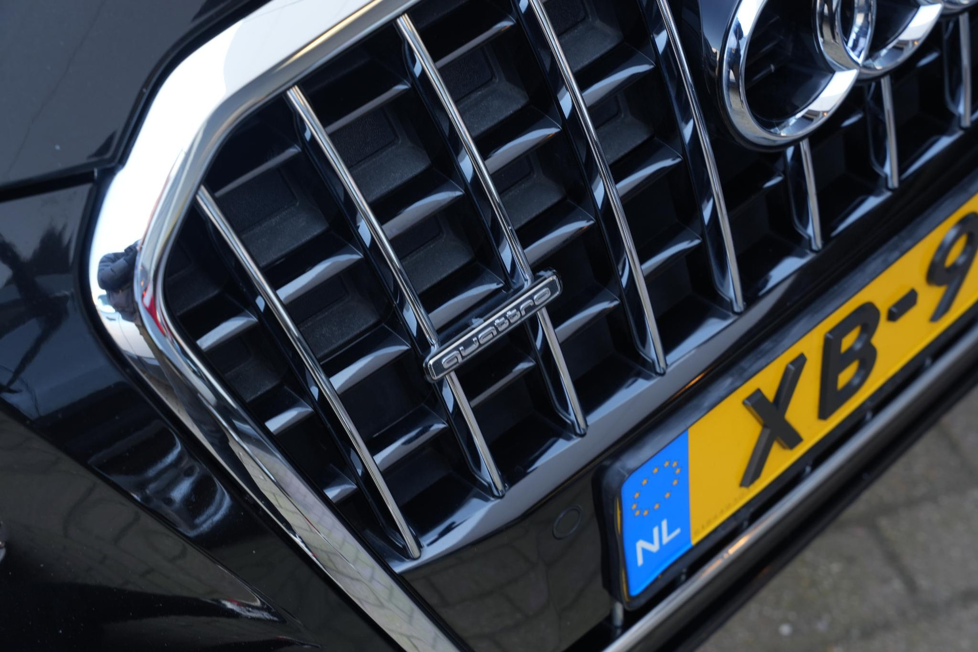 Audi Q5 2.0 TFSI quattro S Edition 2012 Phantom black pearl effect (L8) 37