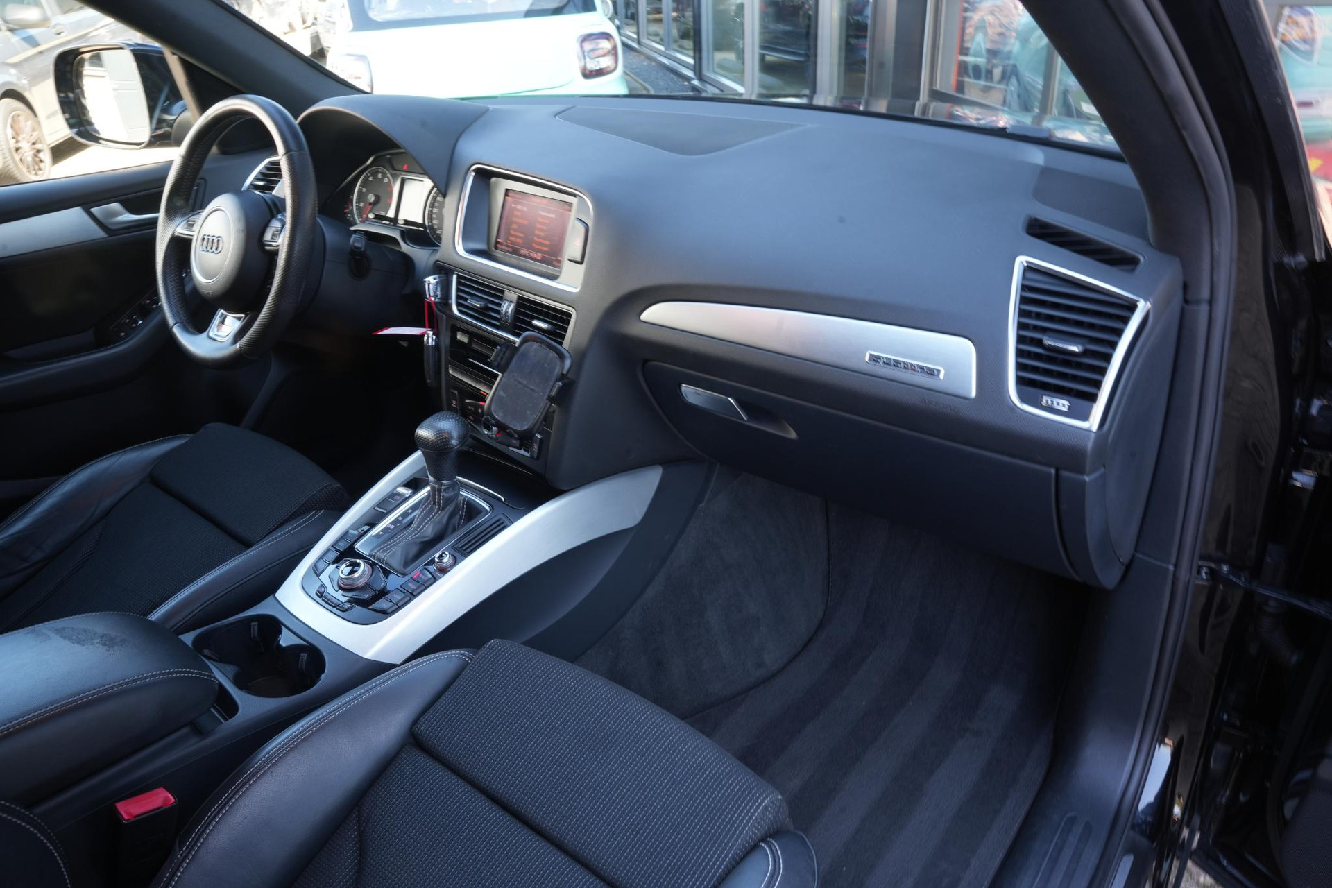 Audi Q5 2.0 TFSI quattro S Edition 2012 Phantom black pearl effect (L8) 6