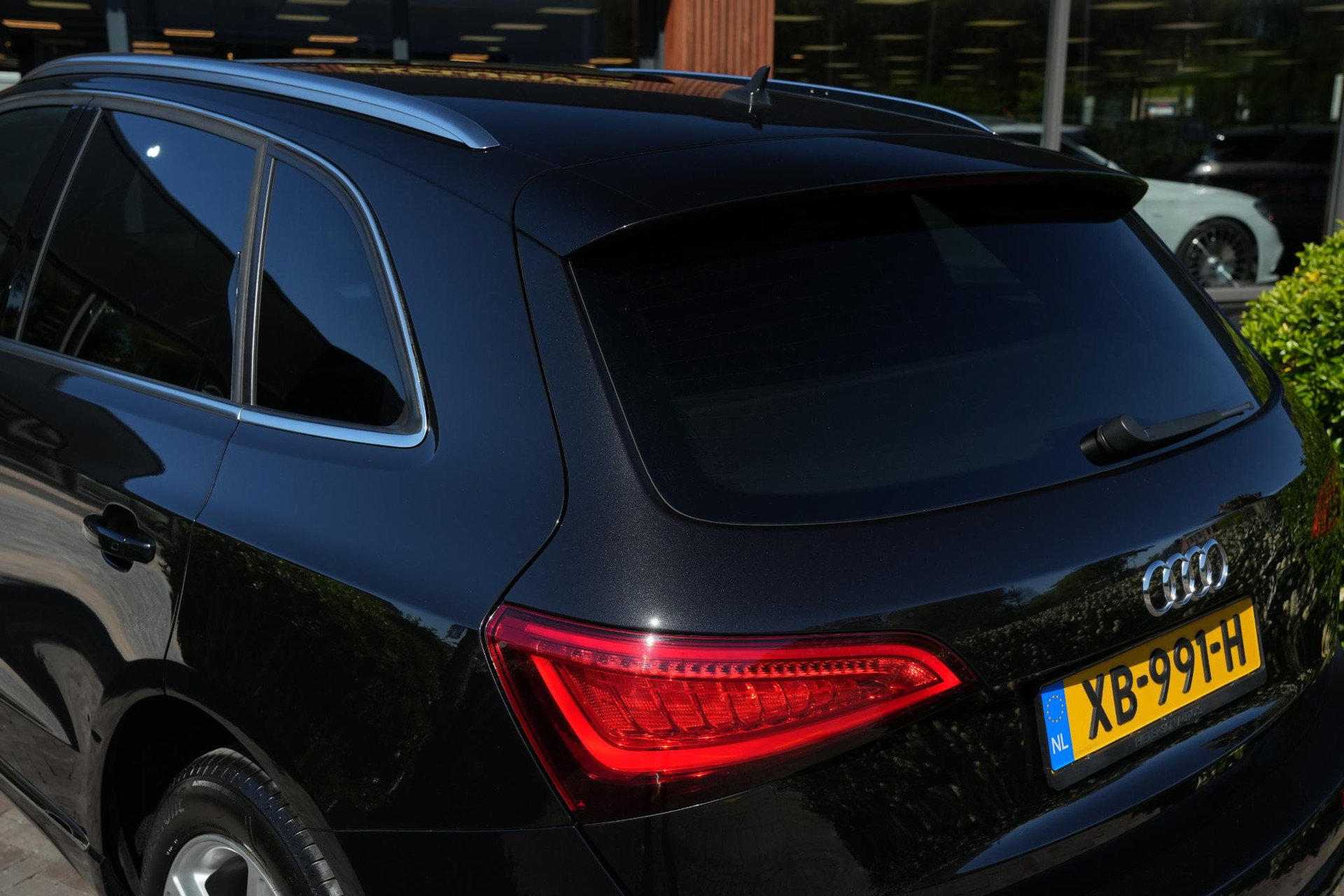 Audi Q5 2.0 TFSI quattro S Edition 2012 Phantom black pearl effect (L8) 9