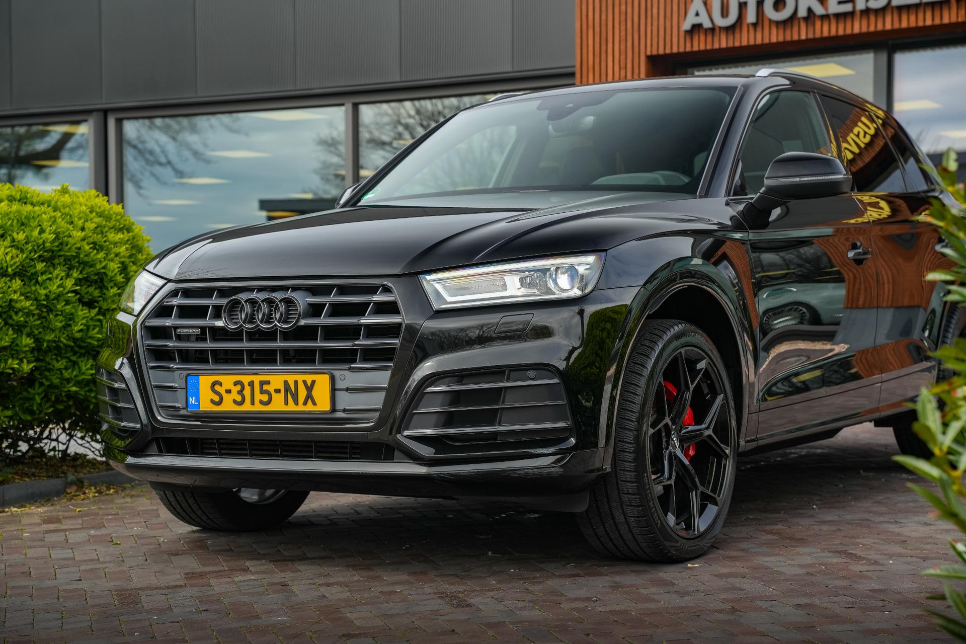 Audi Q5 45 TFSI quattro S edition 2019 Briljantzwart 12