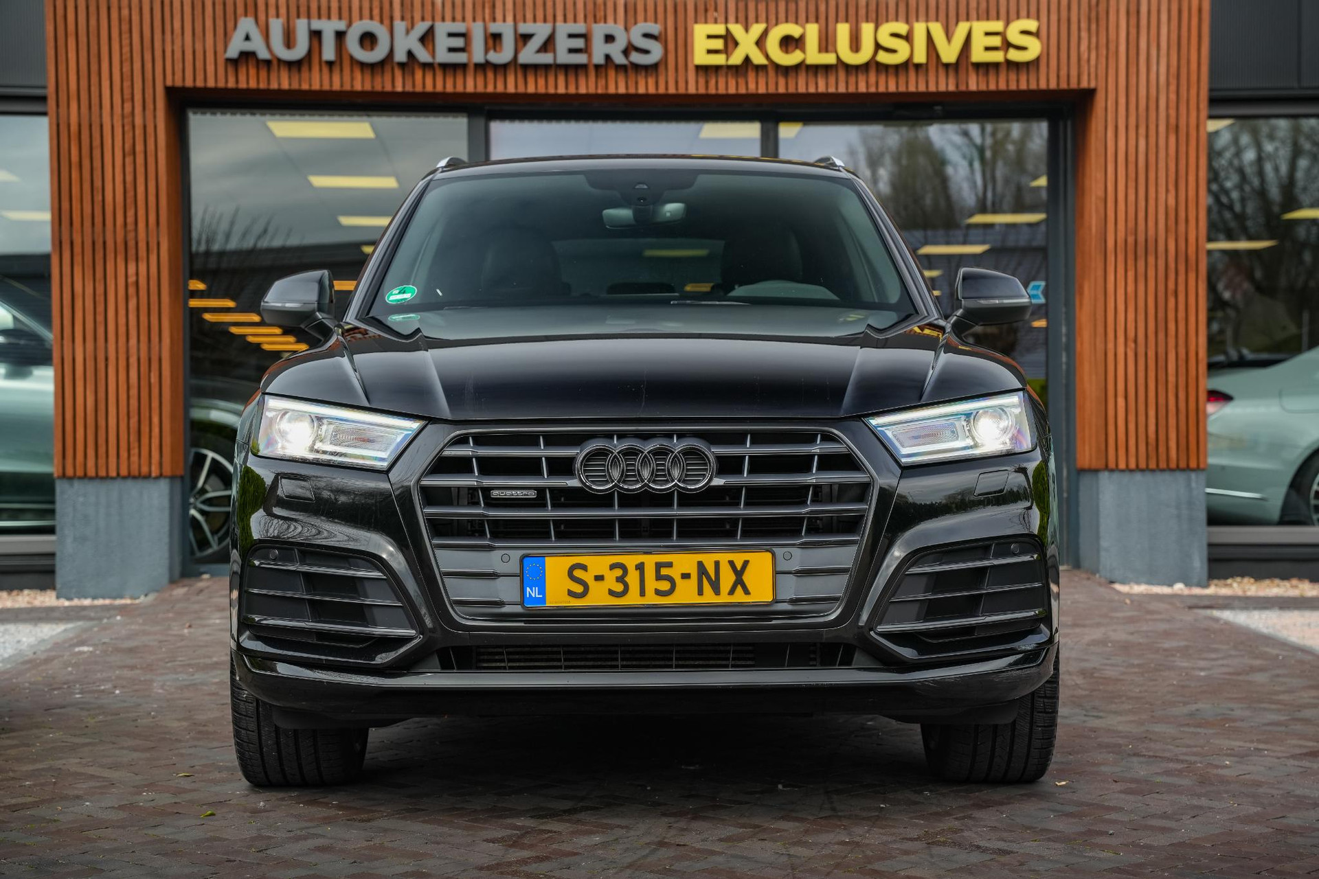 Audi Q5 45 TFSI quattro S edition 2019 Briljantzwart 3