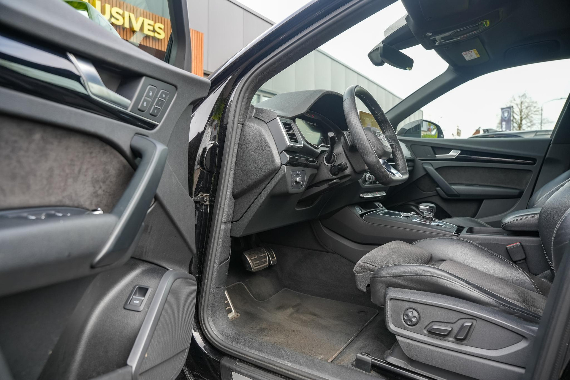 Audi Q5 45 TFSI quattro S edition 2019 Briljantzwart 6