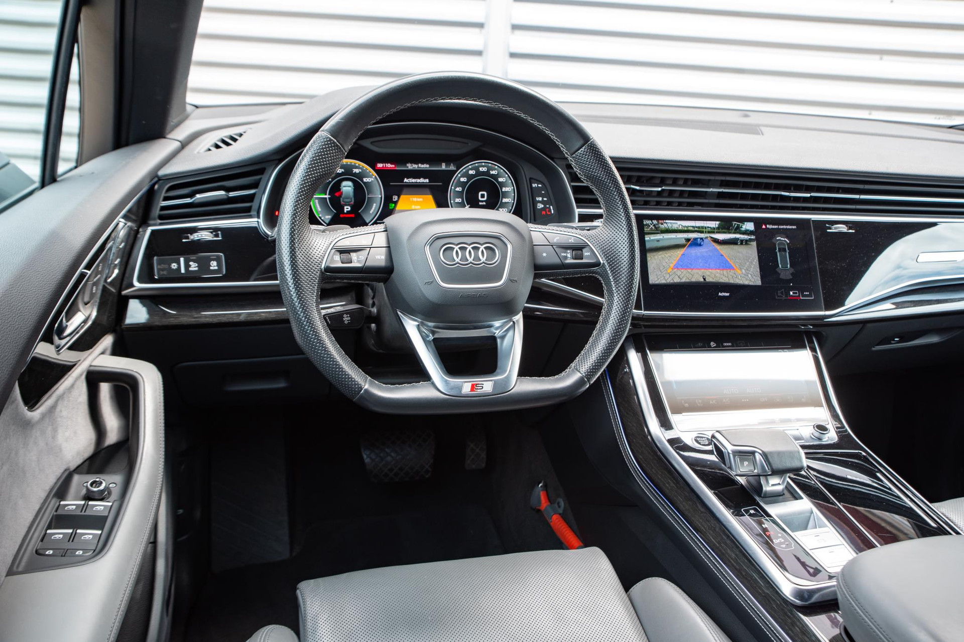 Audi Q7 55 TFSI e quattro Pro Line S 2020 Navarrablauw metallic 4