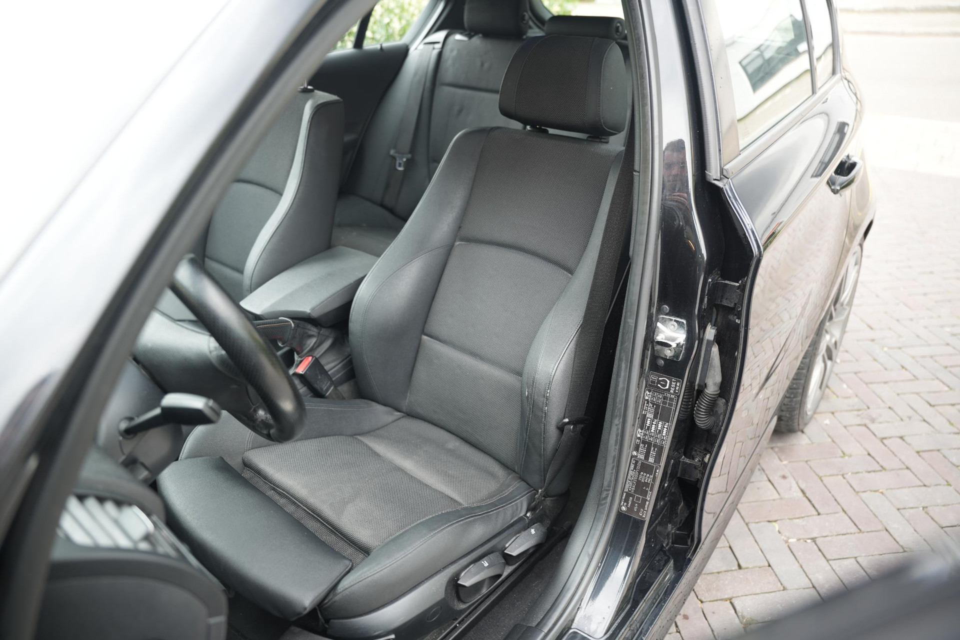 BMW 1-serie 118i 2006 black-sapphire metallic (475) 4